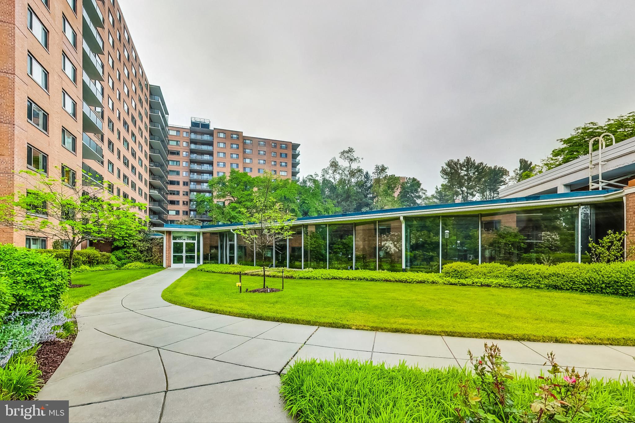 Real estate listing preview #5