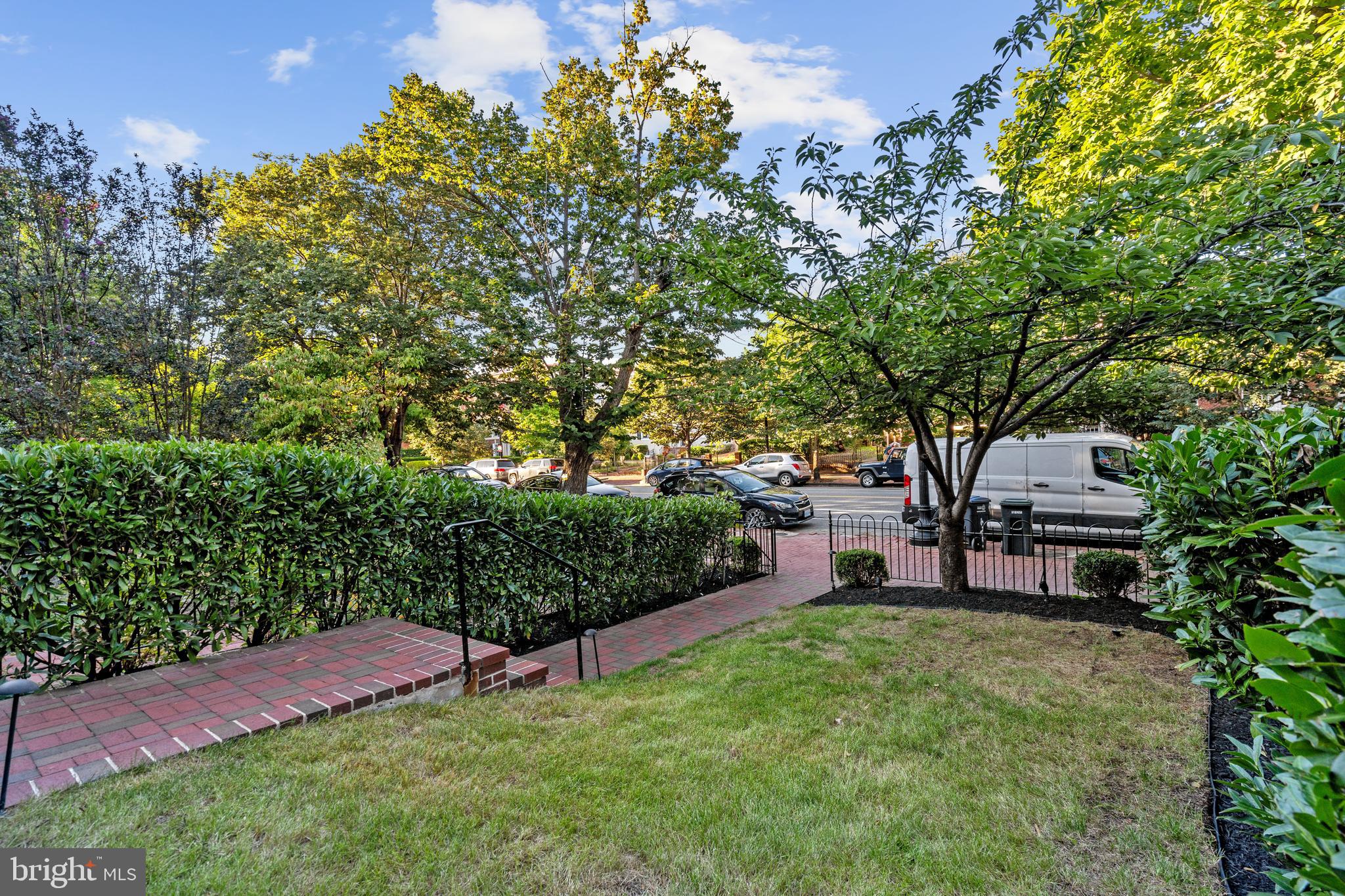 Real estate listing preview #38