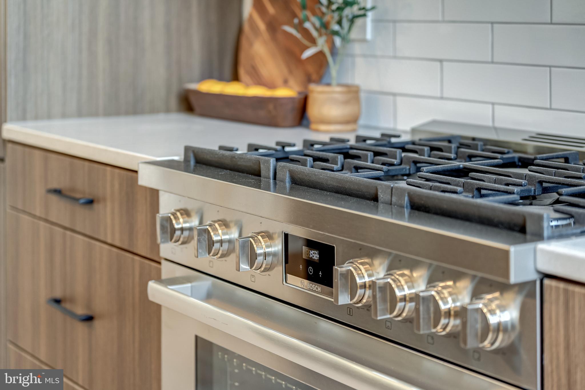 Real estate listing preview #3