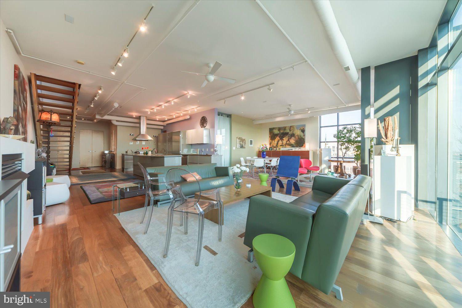 Real estate listing preview #13