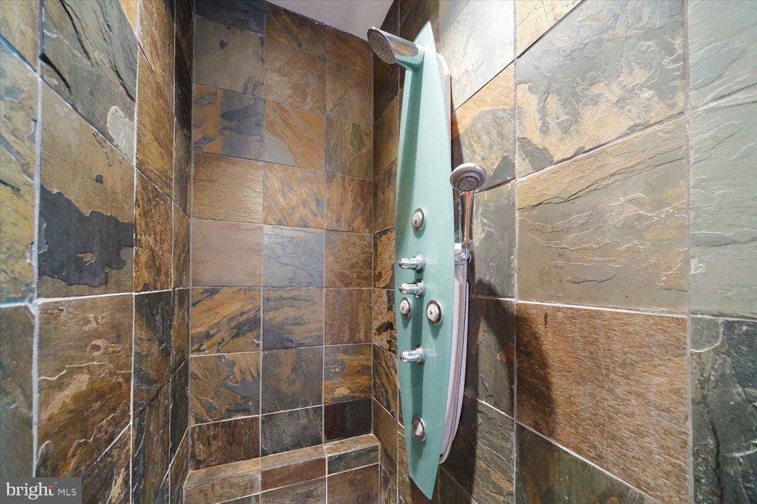 Real estate listing preview #30