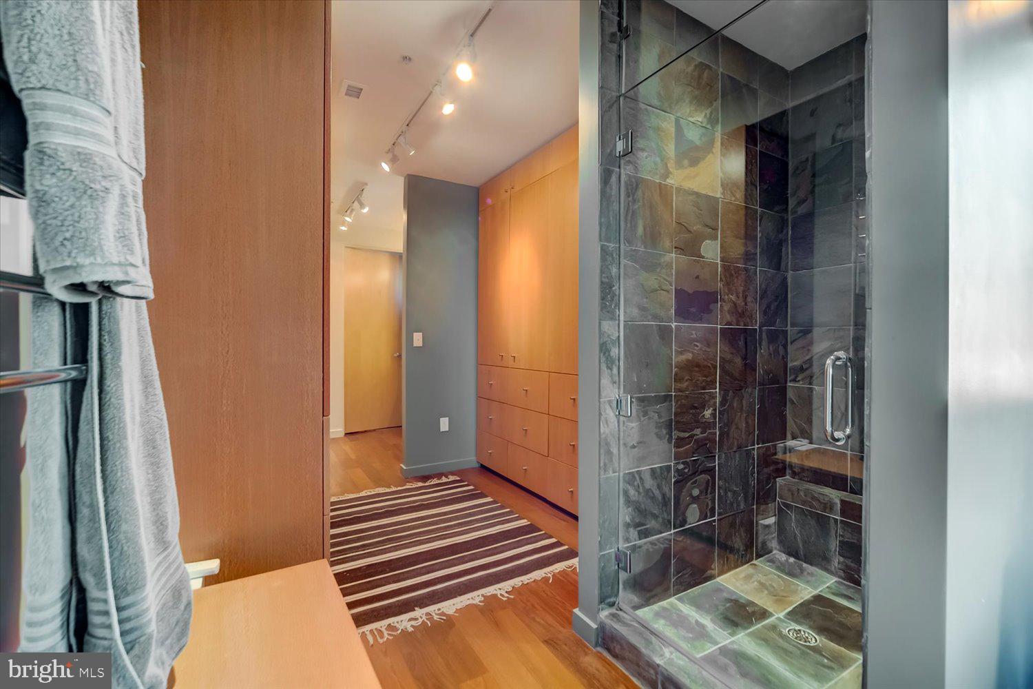 Real estate listing preview #29