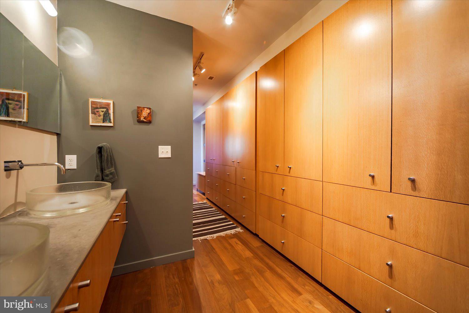 Real estate listing preview #26