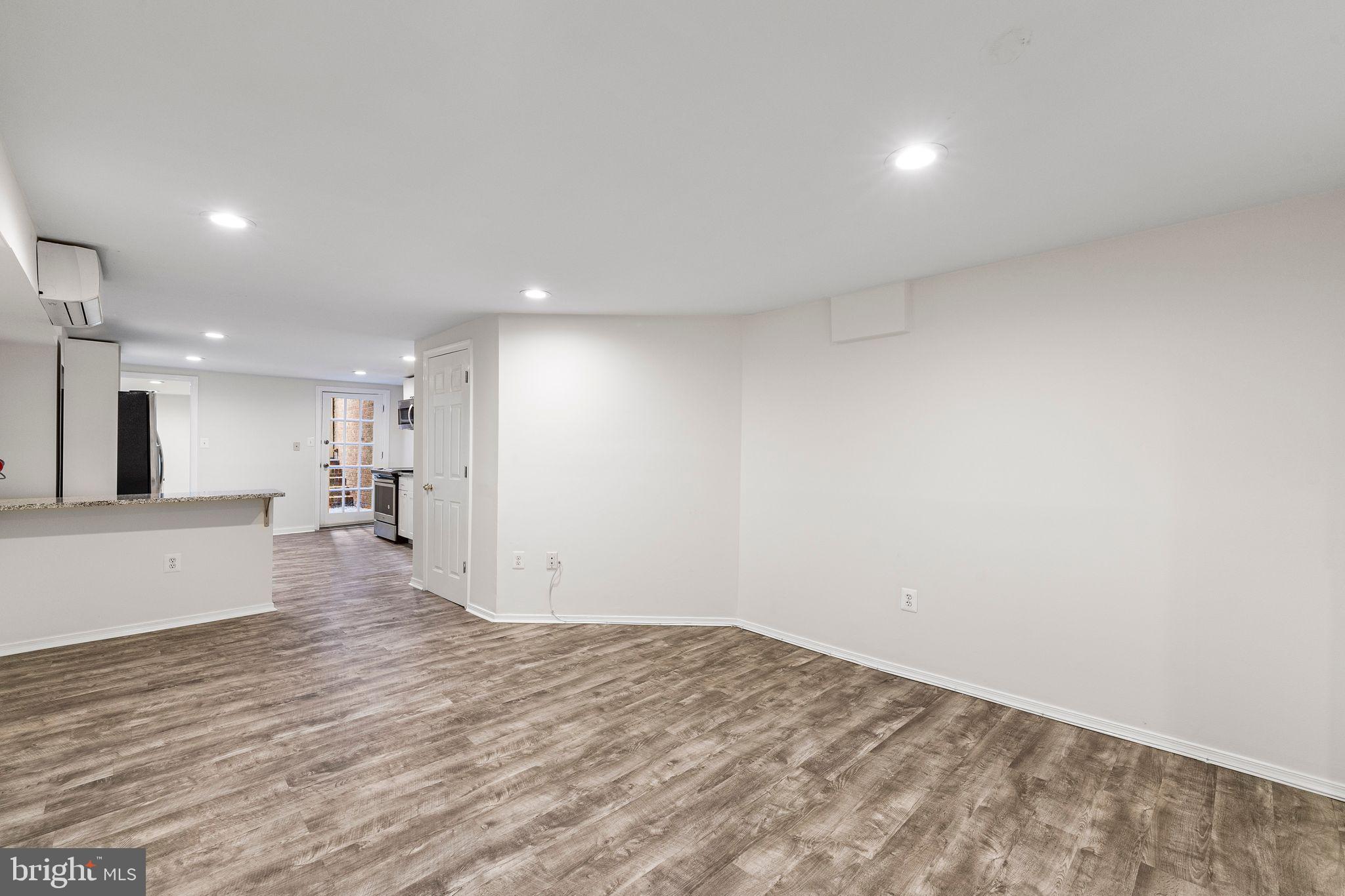 Real estate listing preview #38