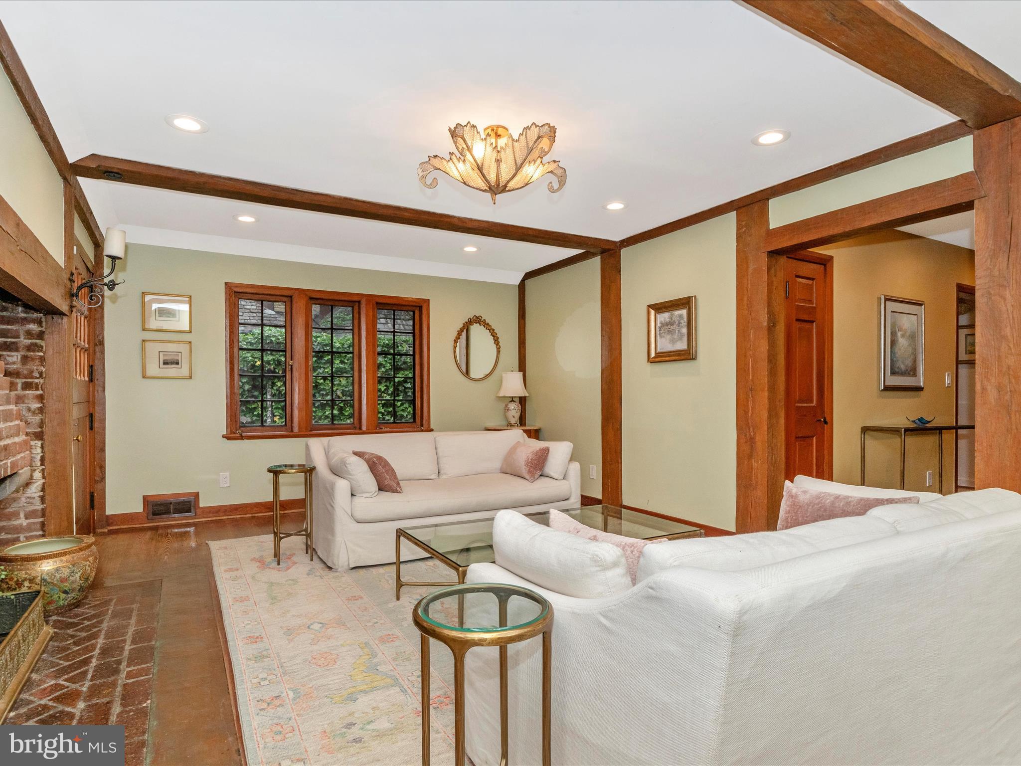 Real estate listing preview #16