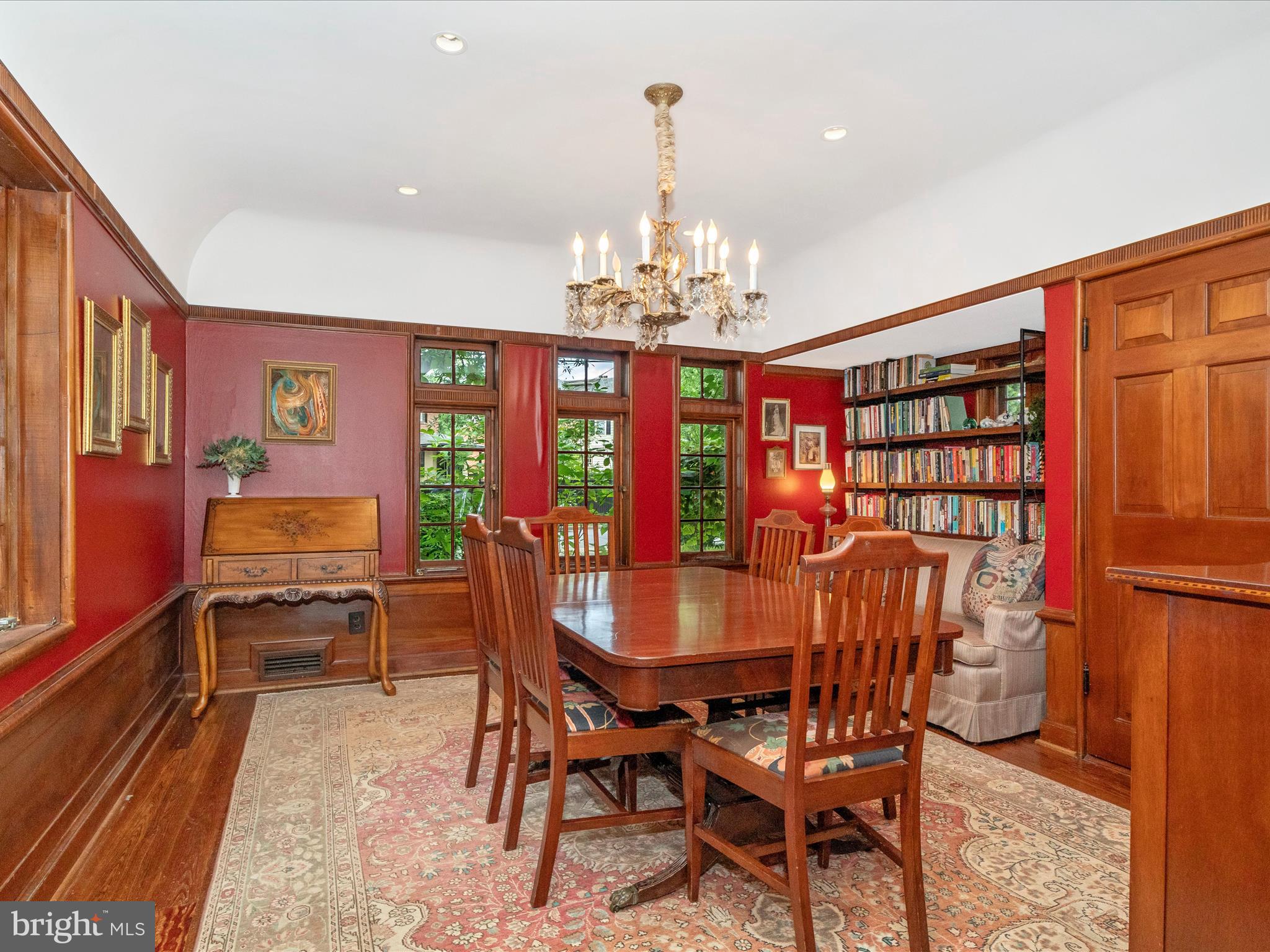 Real estate listing preview #4