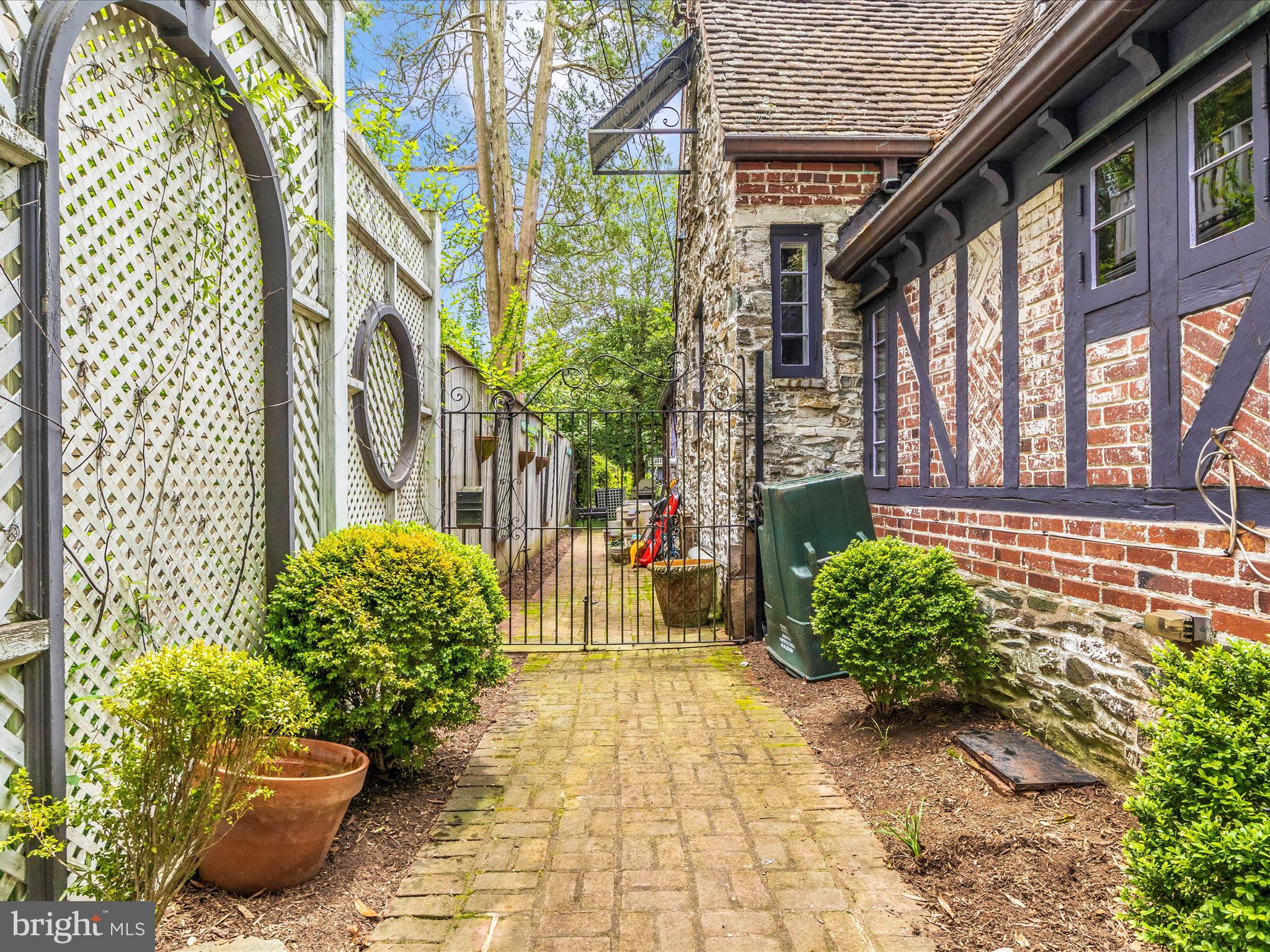 Real estate listing preview #46