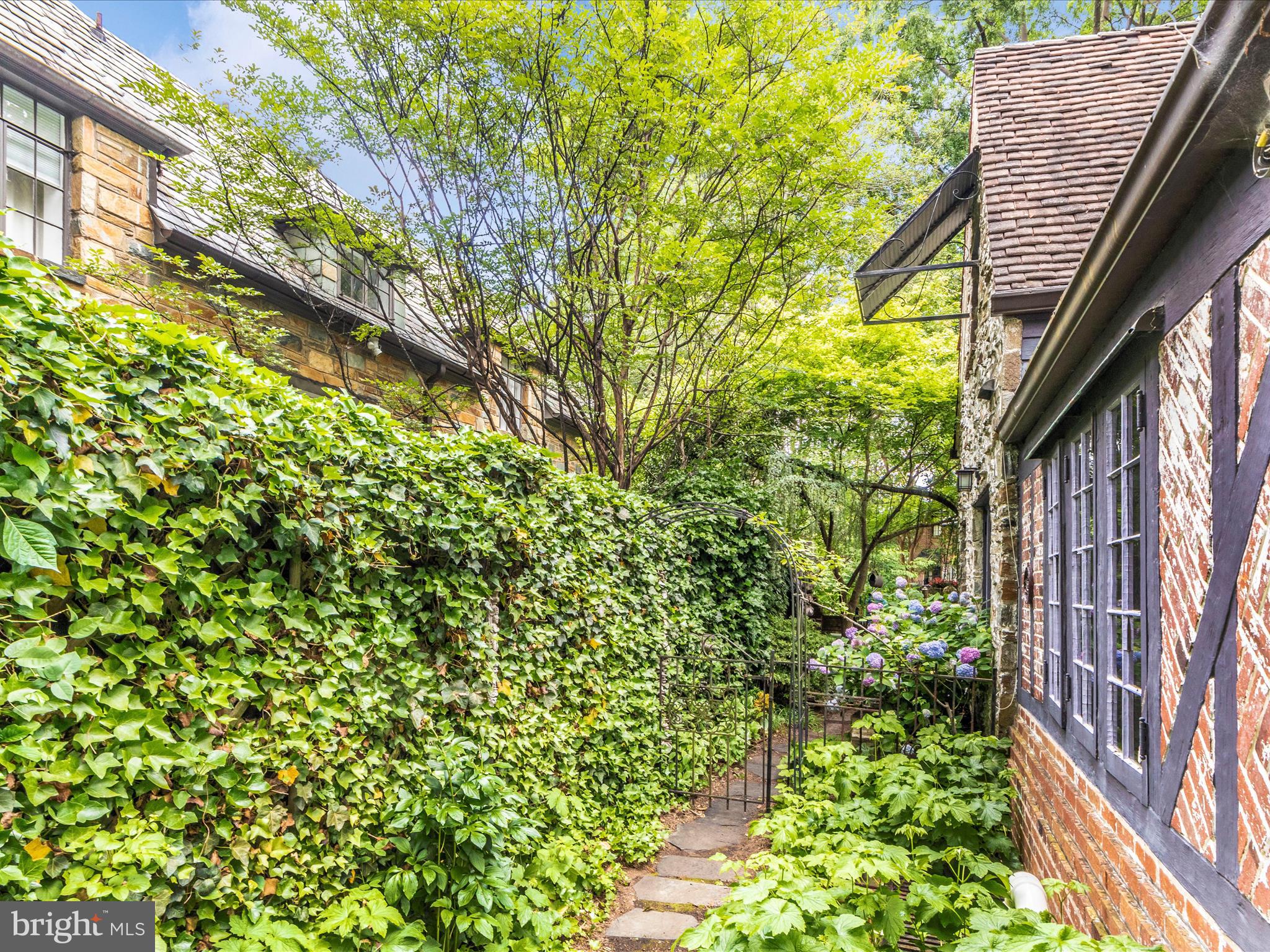 Real estate listing preview #50