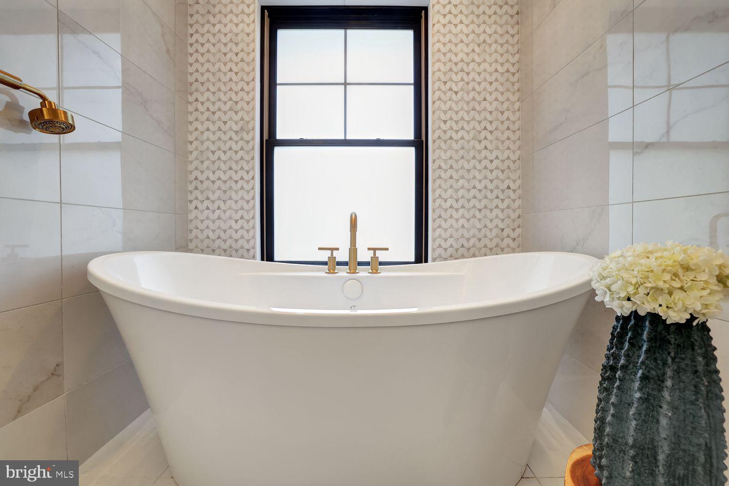 Real estate listing preview #26