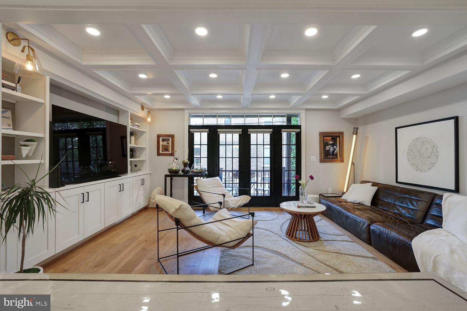 Real estate listing preview #13