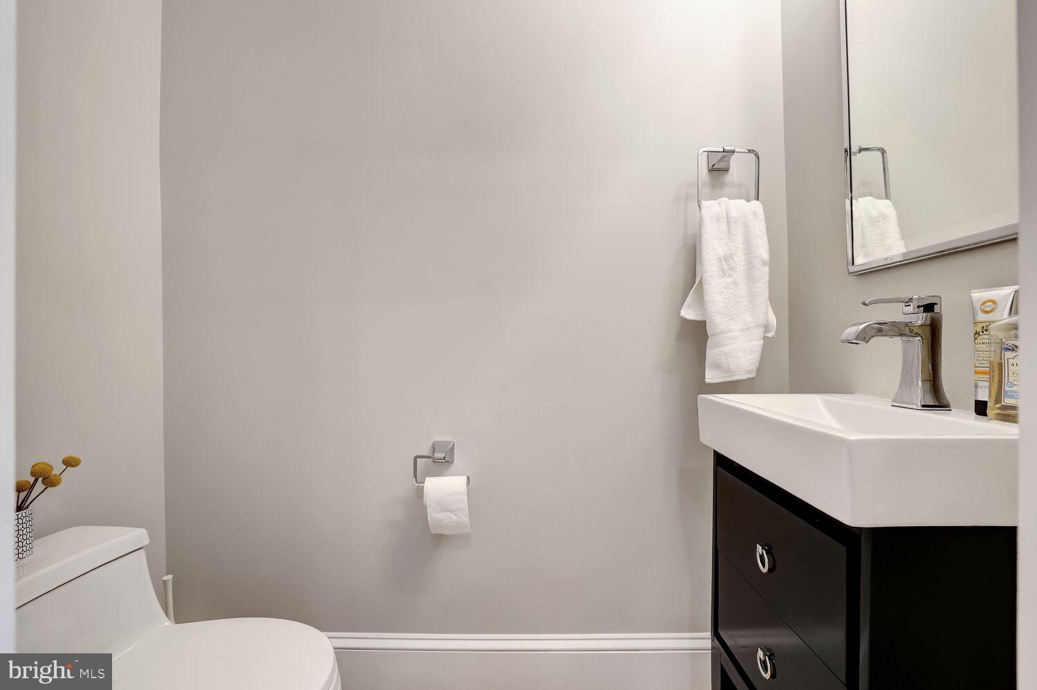 Real estate listing preview #16