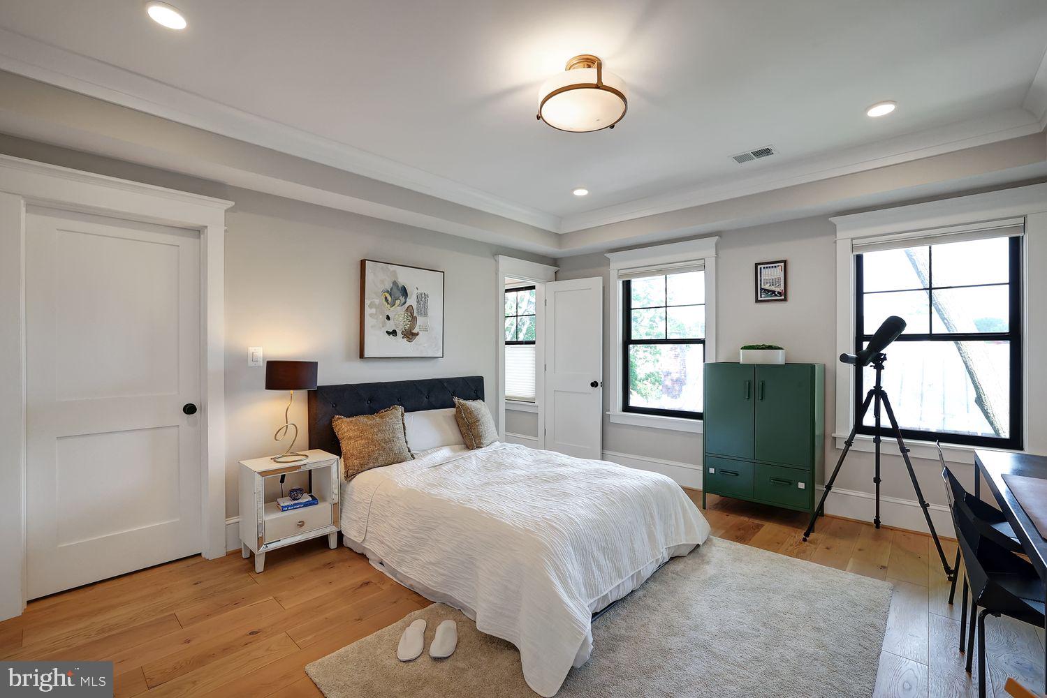 Real estate listing preview #29