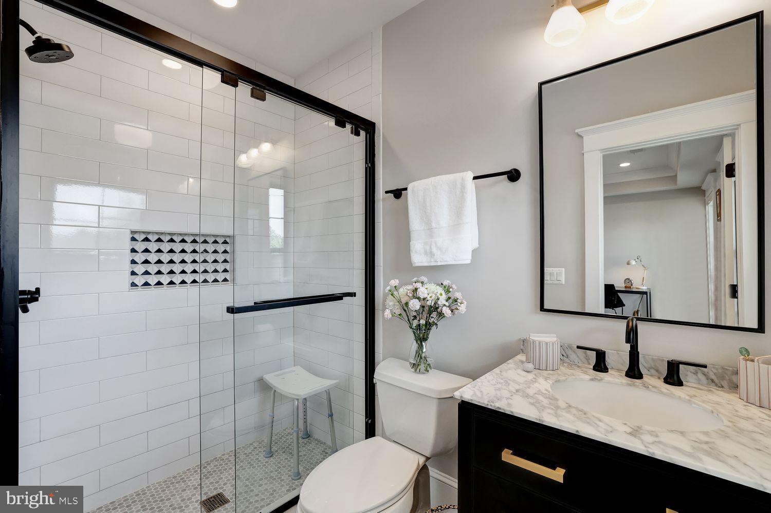 Real estate listing preview #33