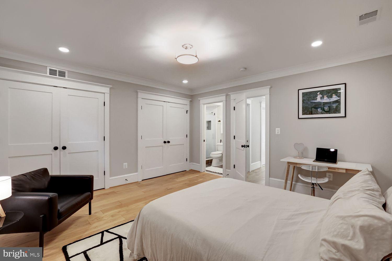 Real estate listing preview #46