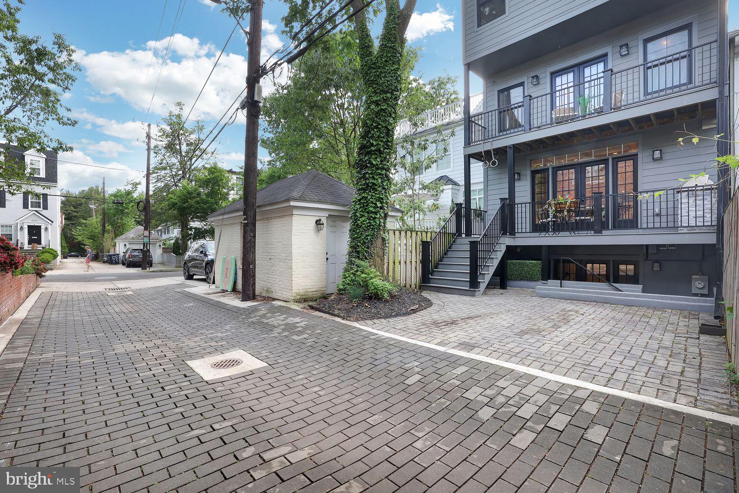 Real estate listing preview #60