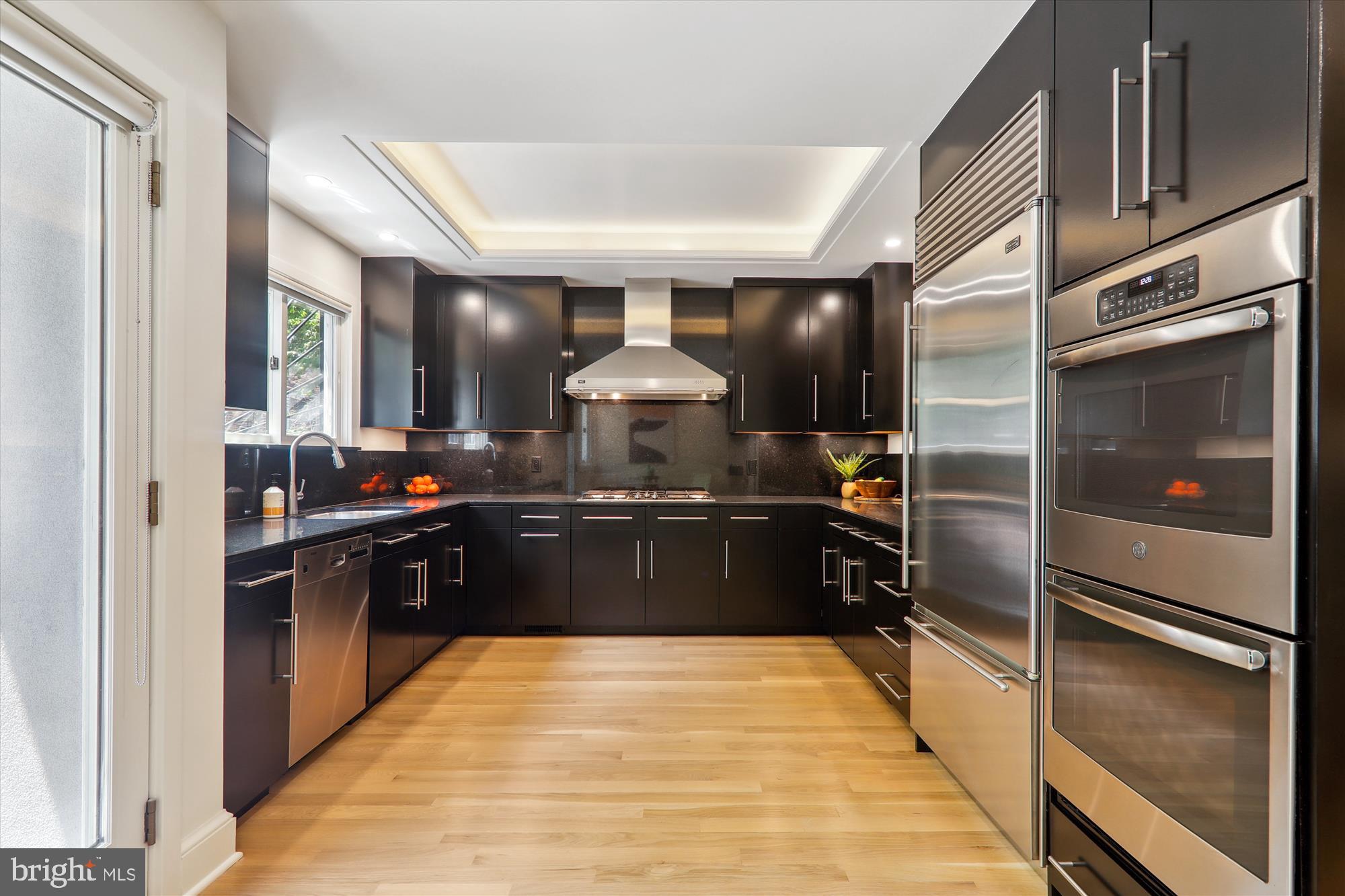 Real estate listing preview #11