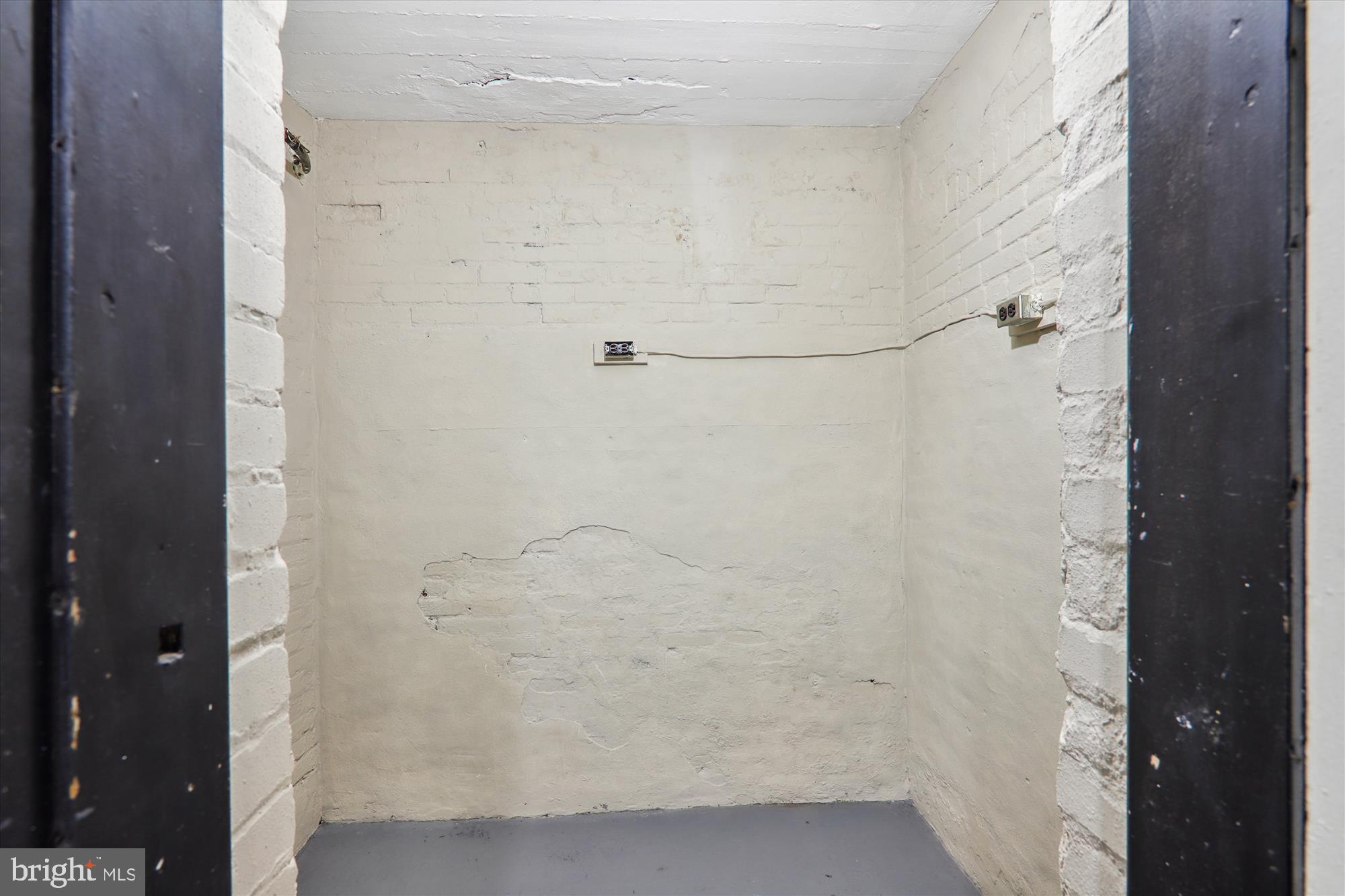 Real estate listing preview #59