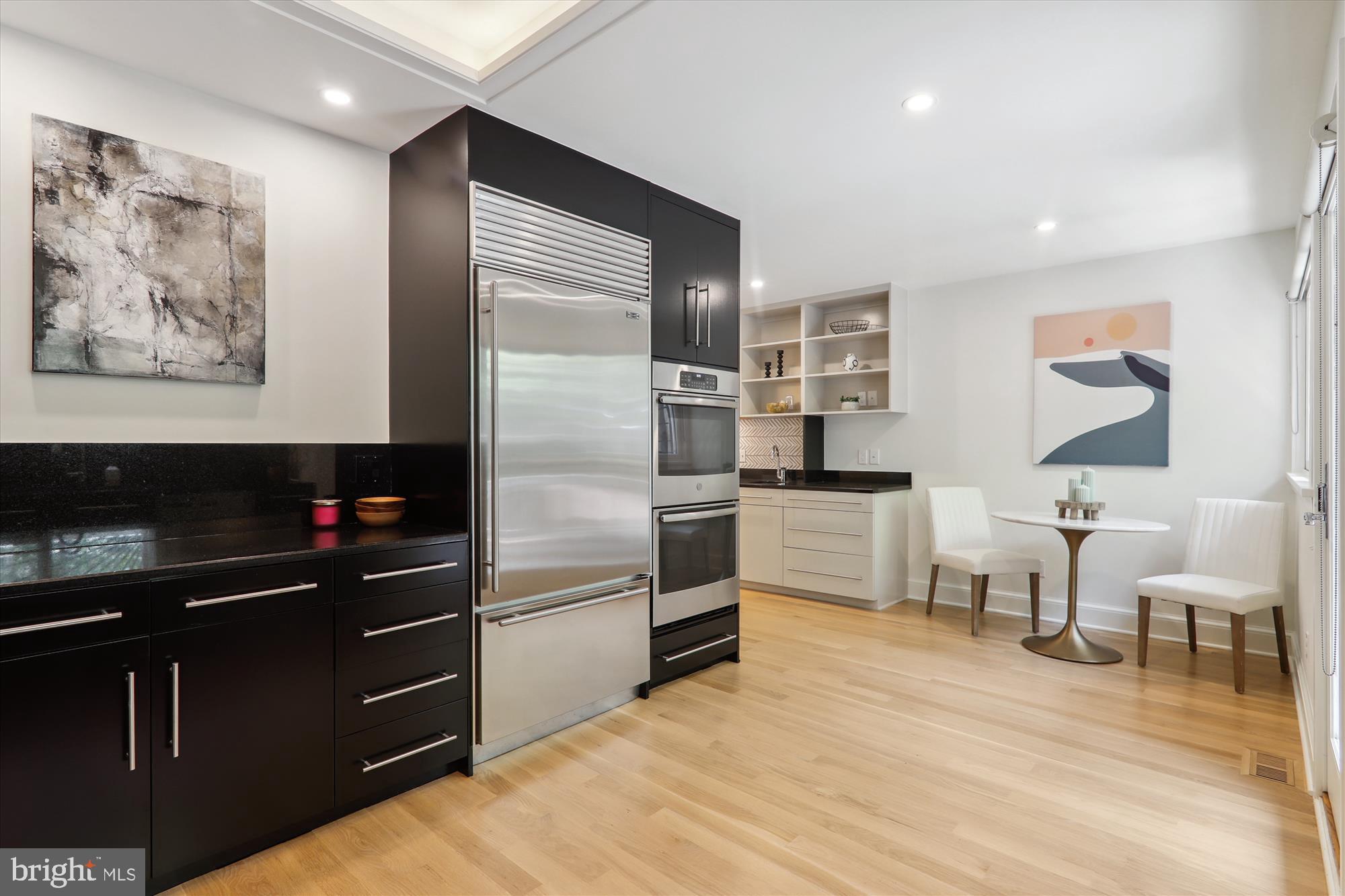 Real estate listing preview #13