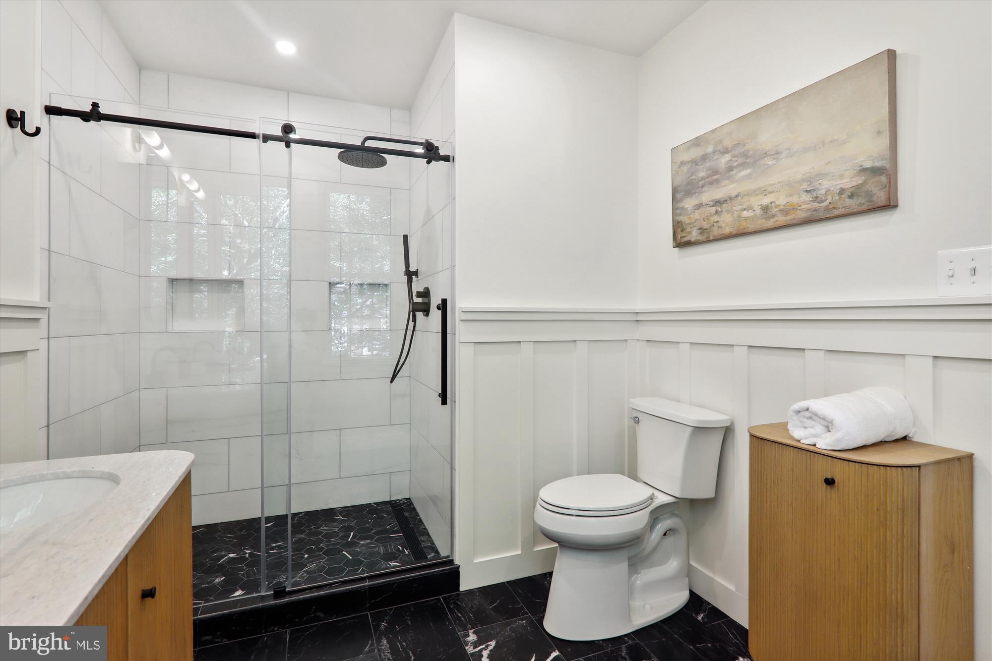 Real estate listing preview #32