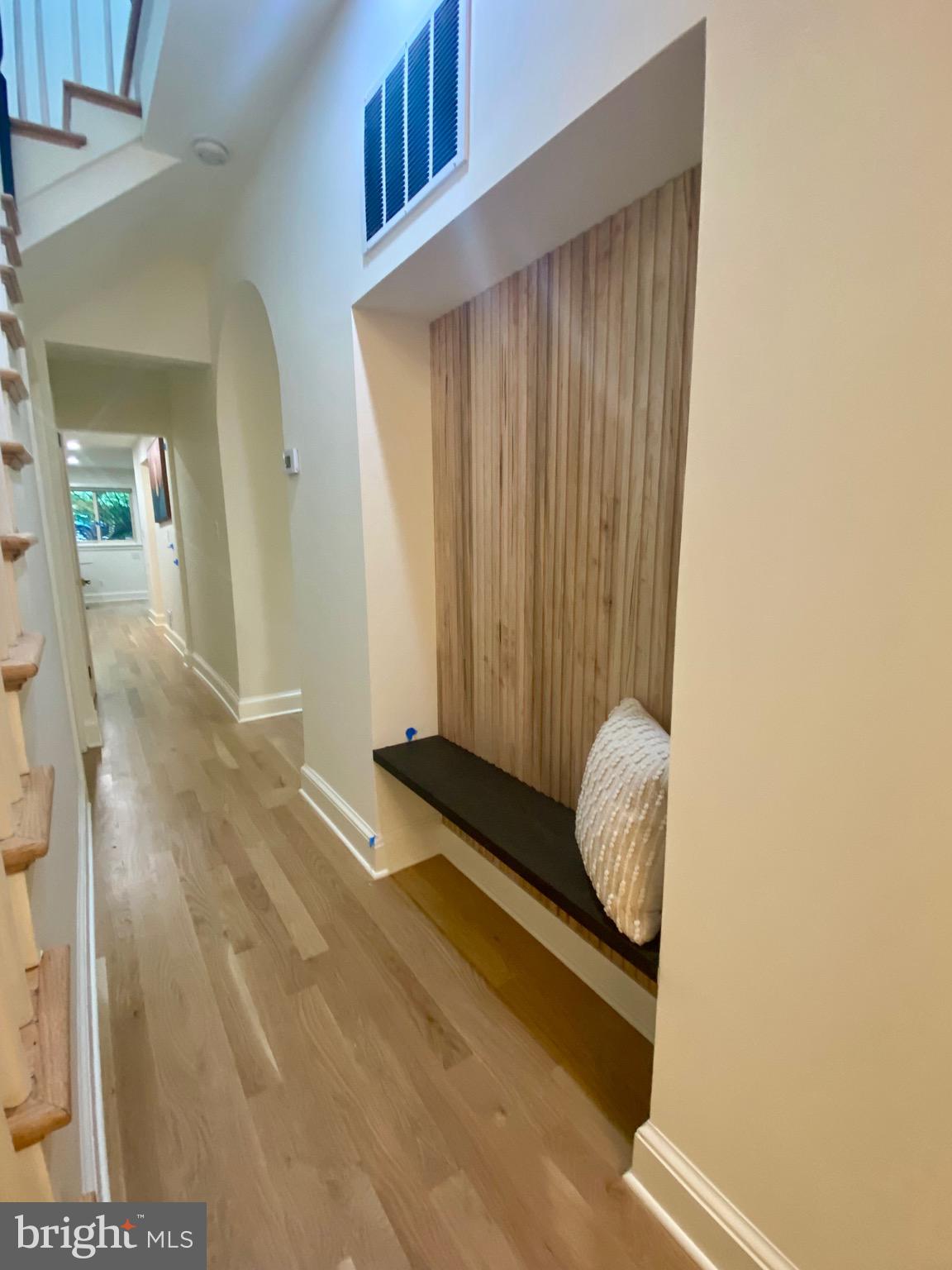 Real estate listing preview #6