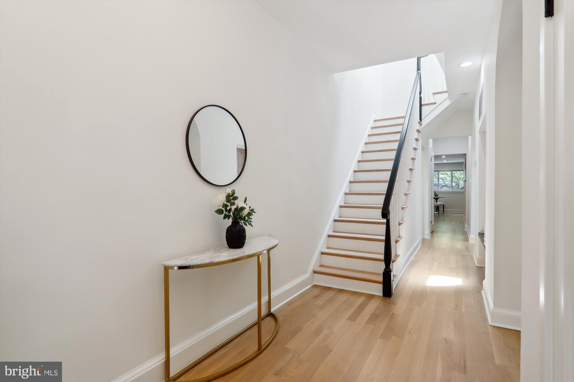 Real estate listing preview #3