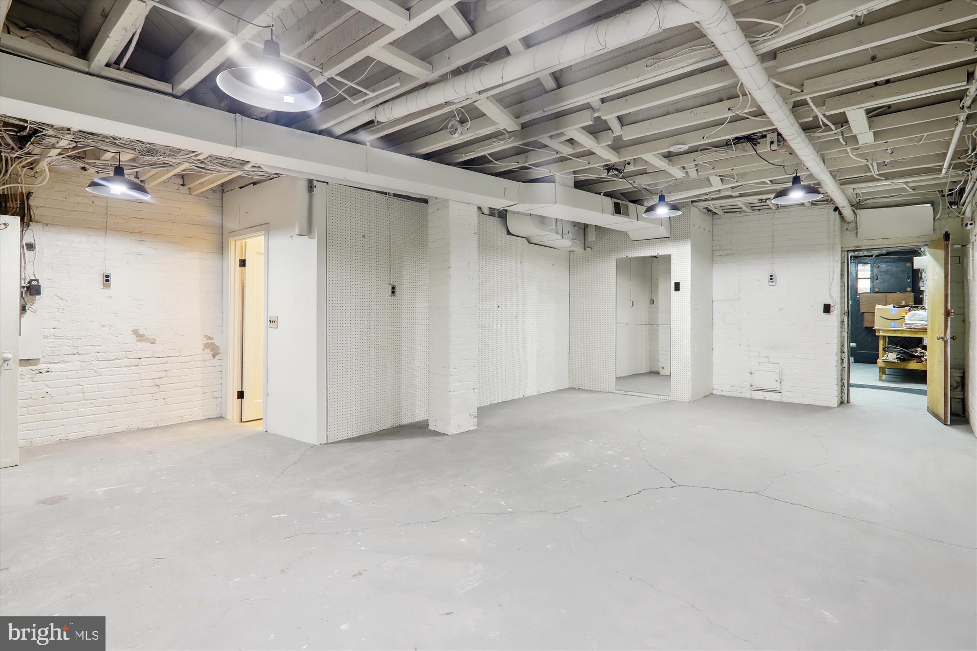 Real estate listing preview #54