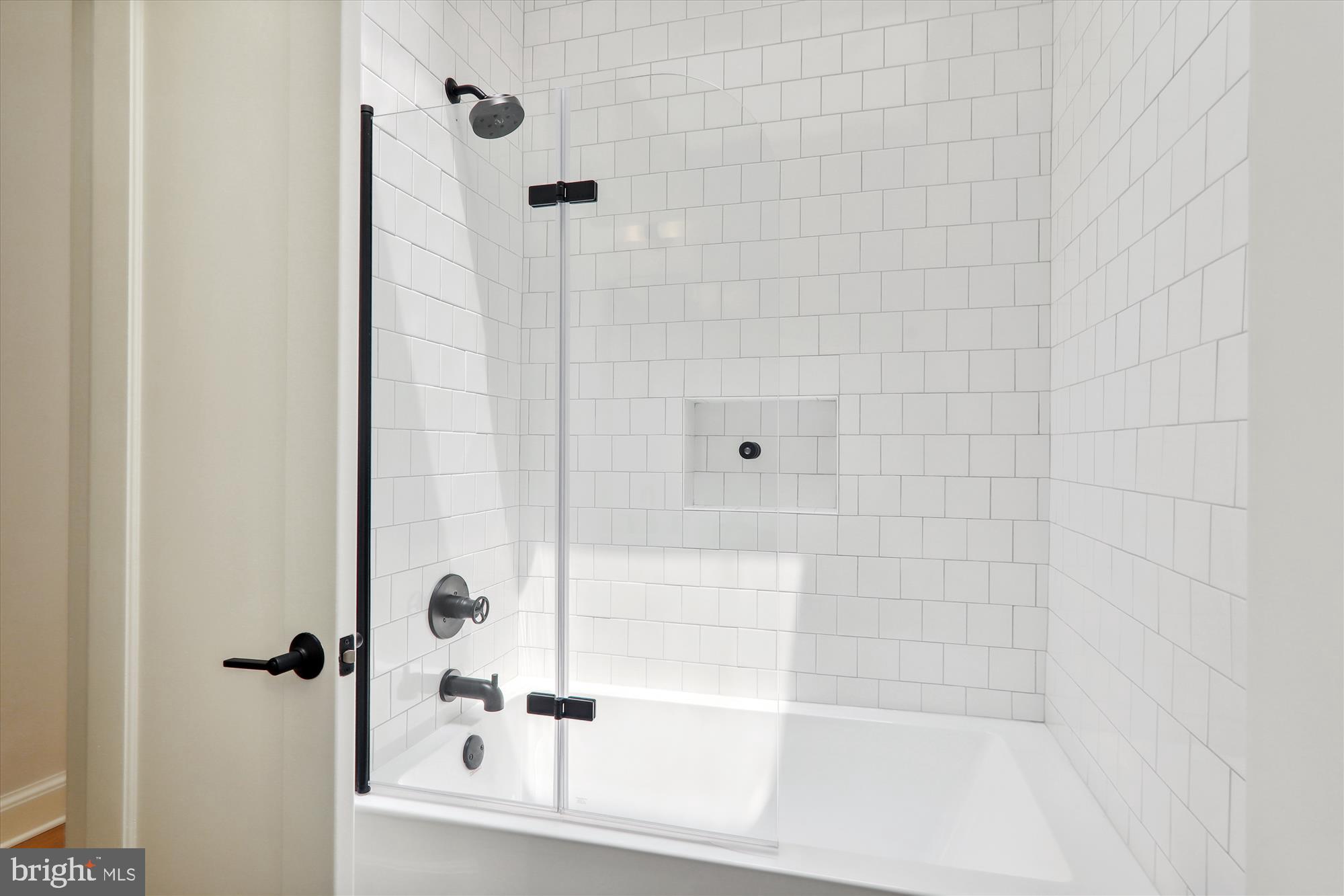 Real estate listing preview #39