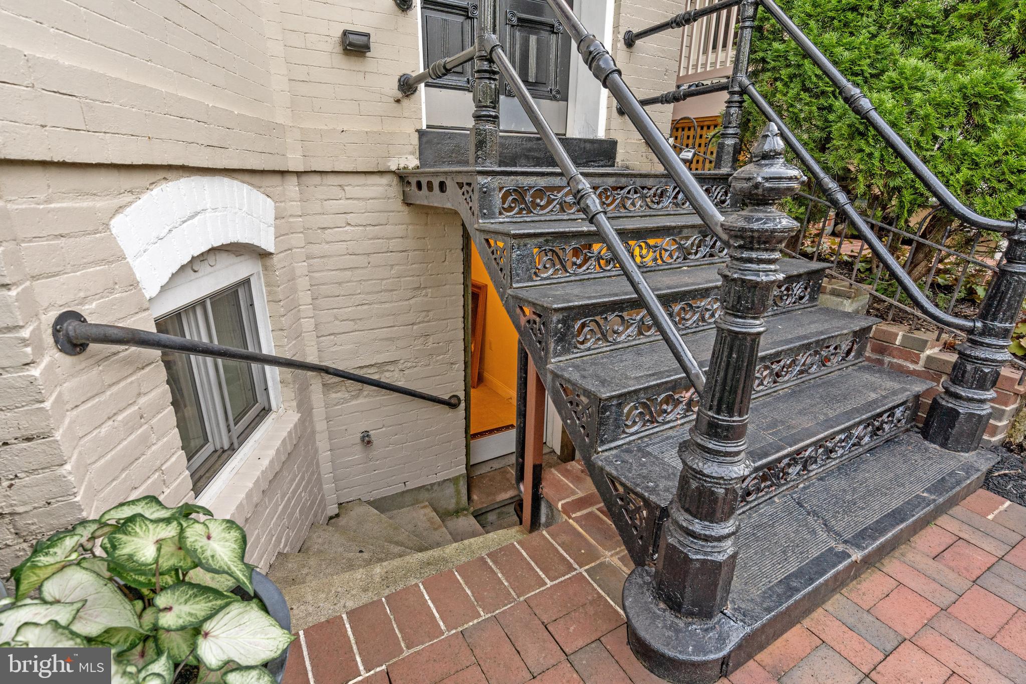 Real estate listing preview #26