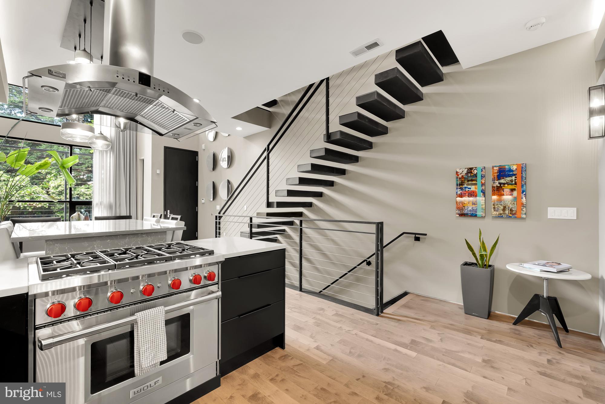 Real estate listing preview #7