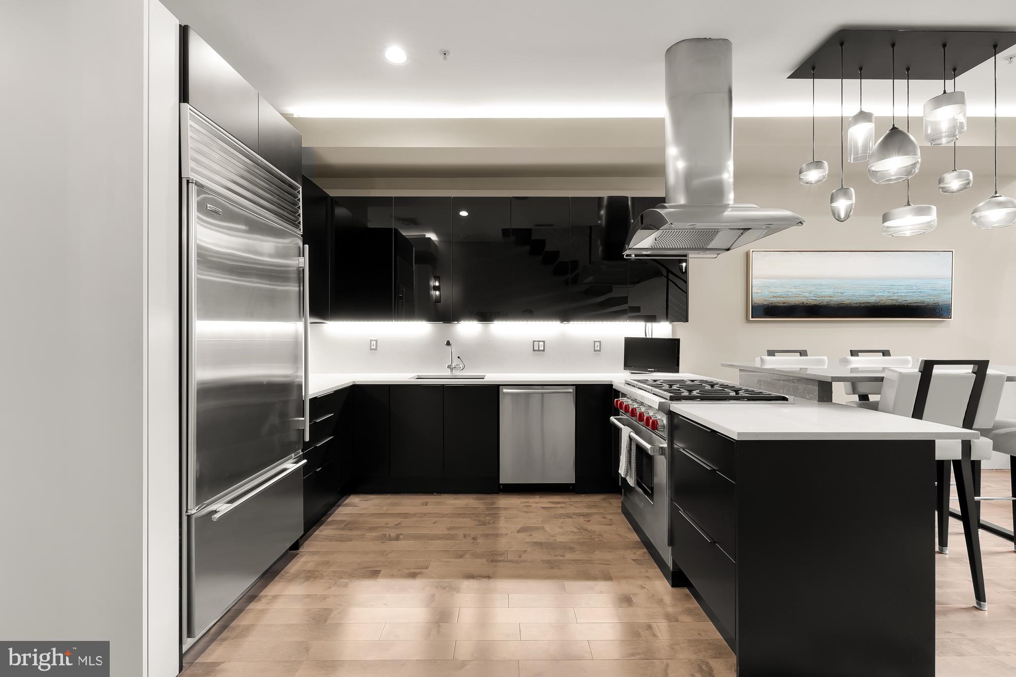 Real estate listing preview #8