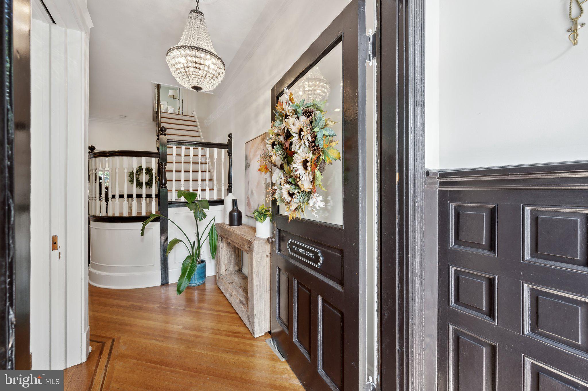 Real estate listing preview #3