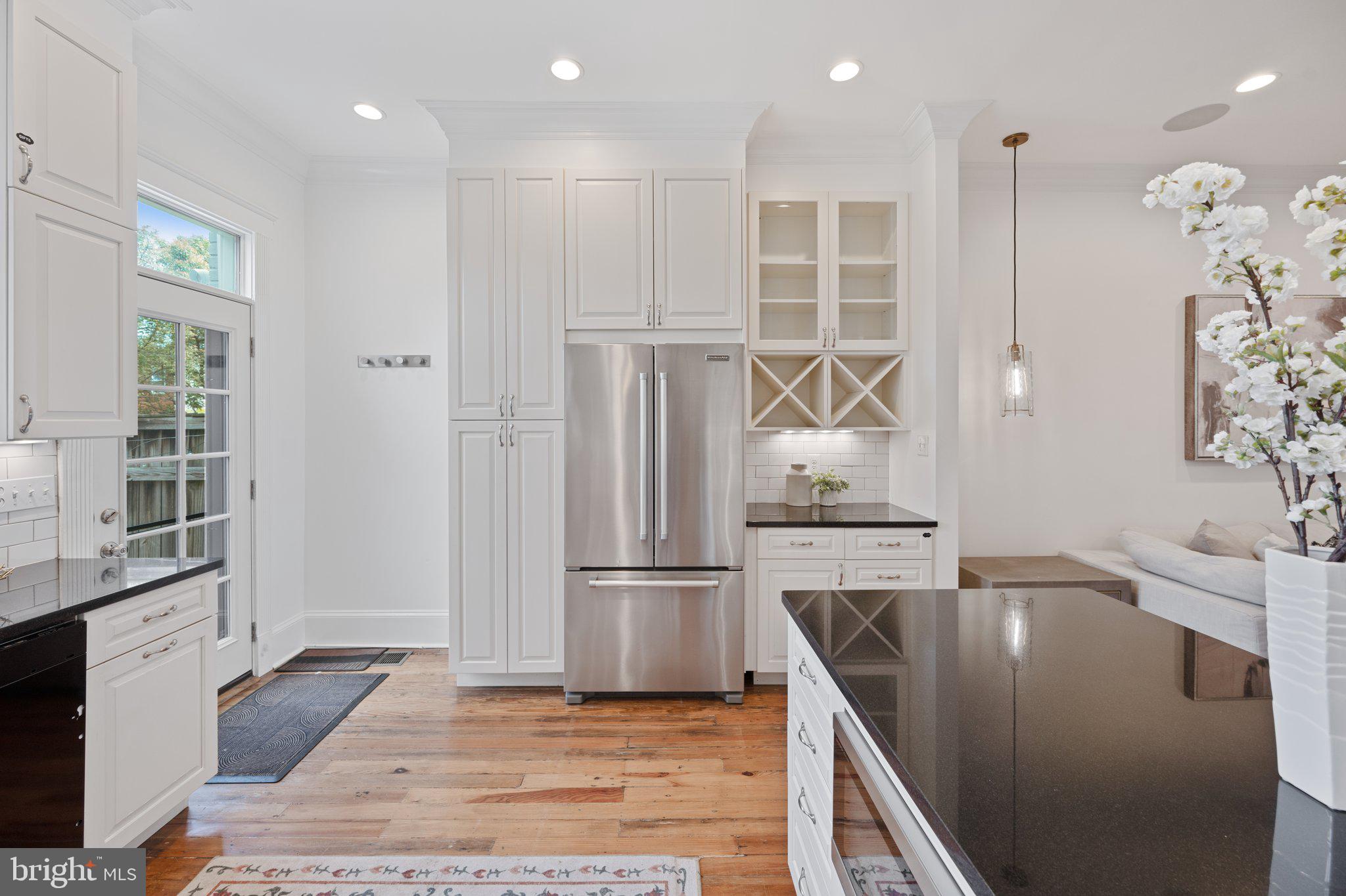 Real estate listing preview #17