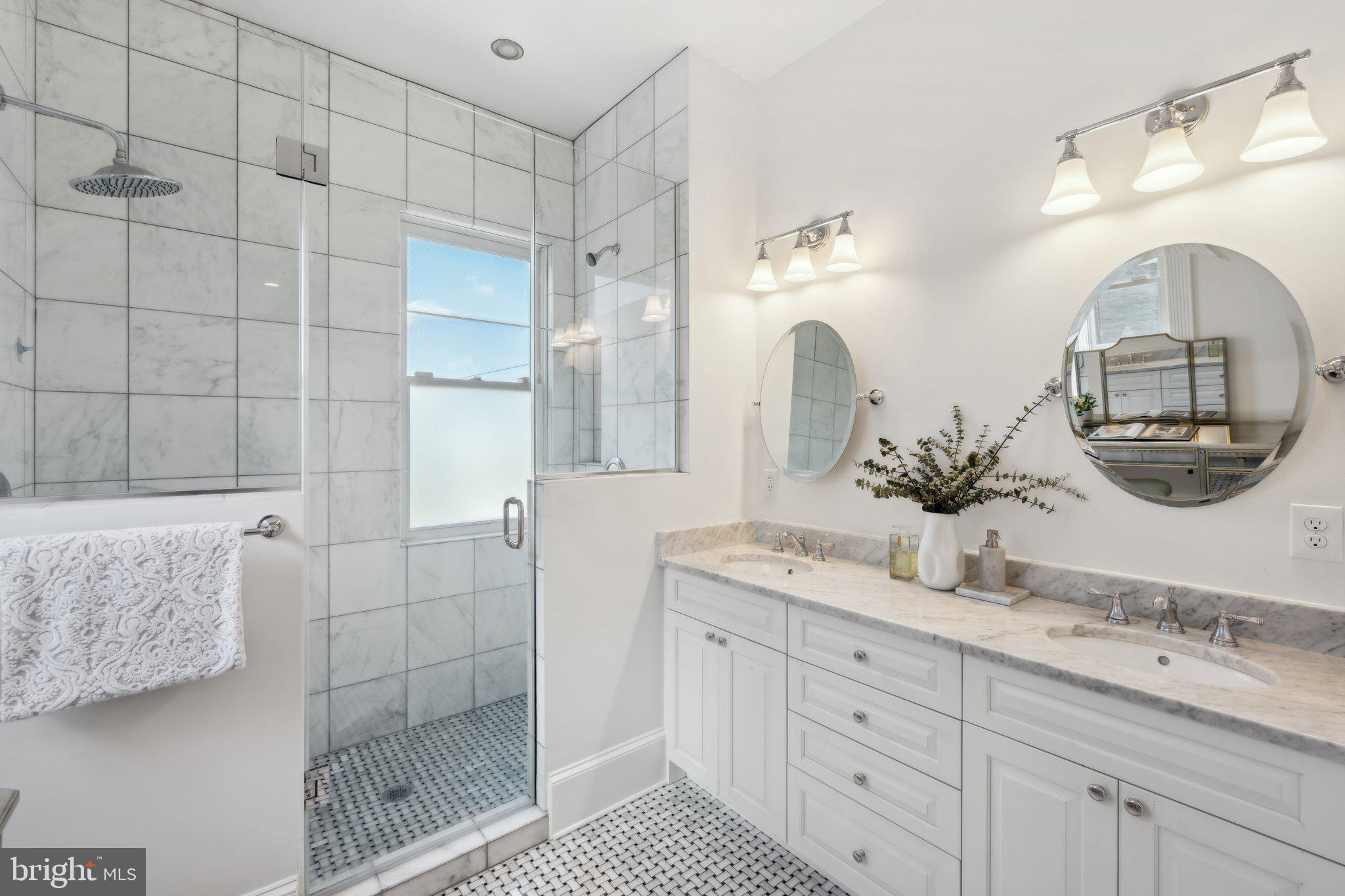 Real estate listing preview #28