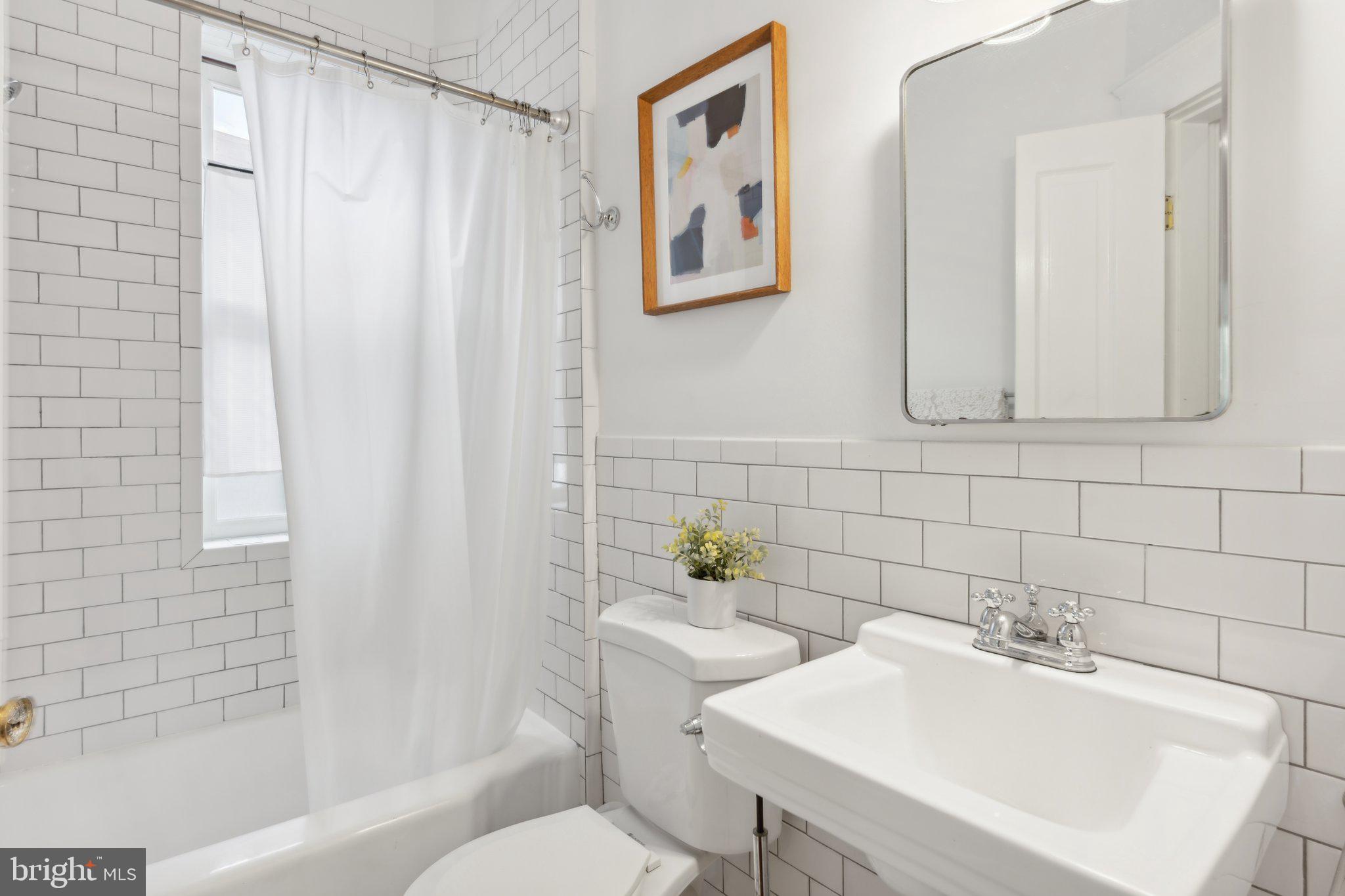 Real estate listing preview #32