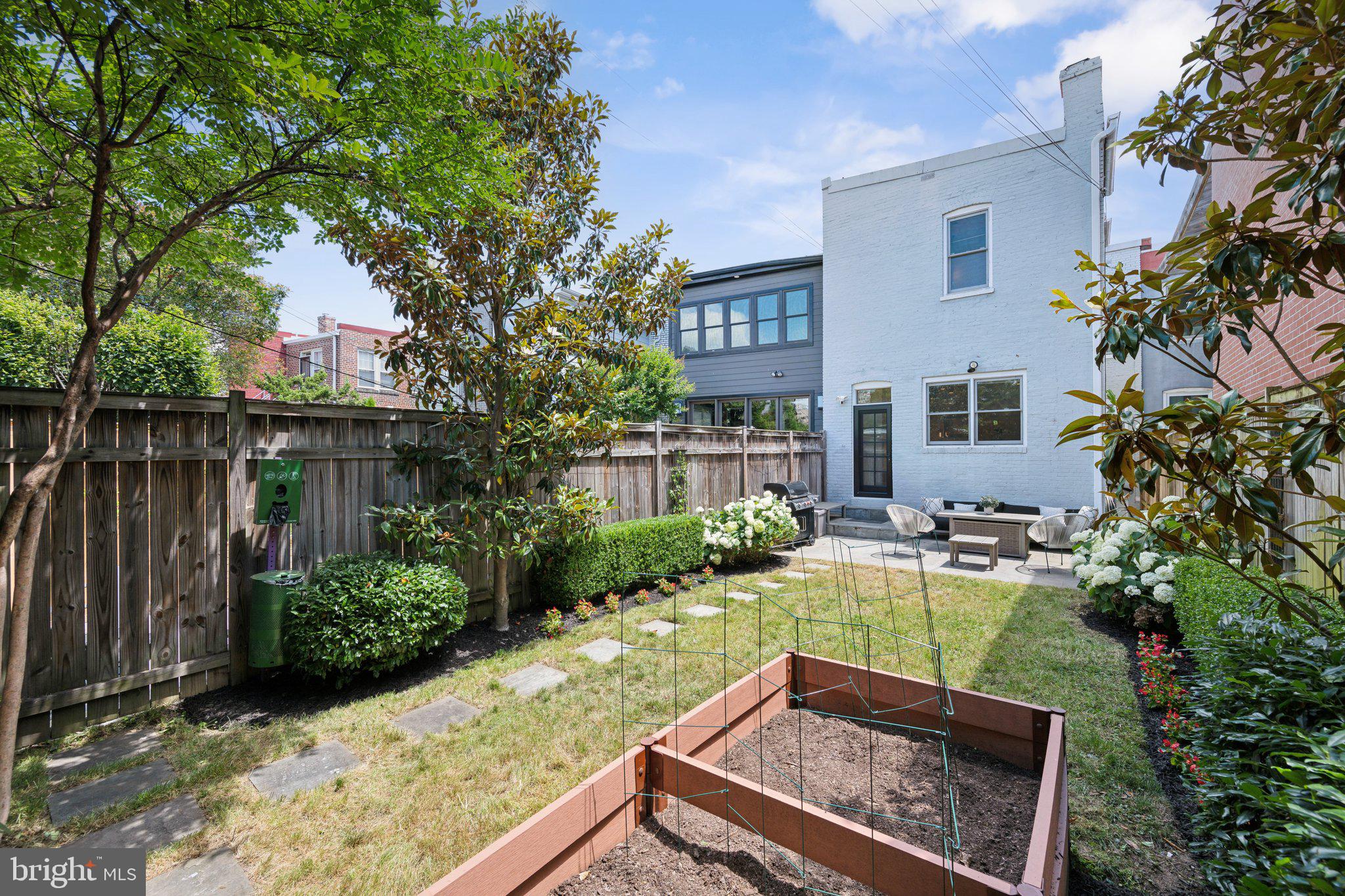 Real estate listing preview #19