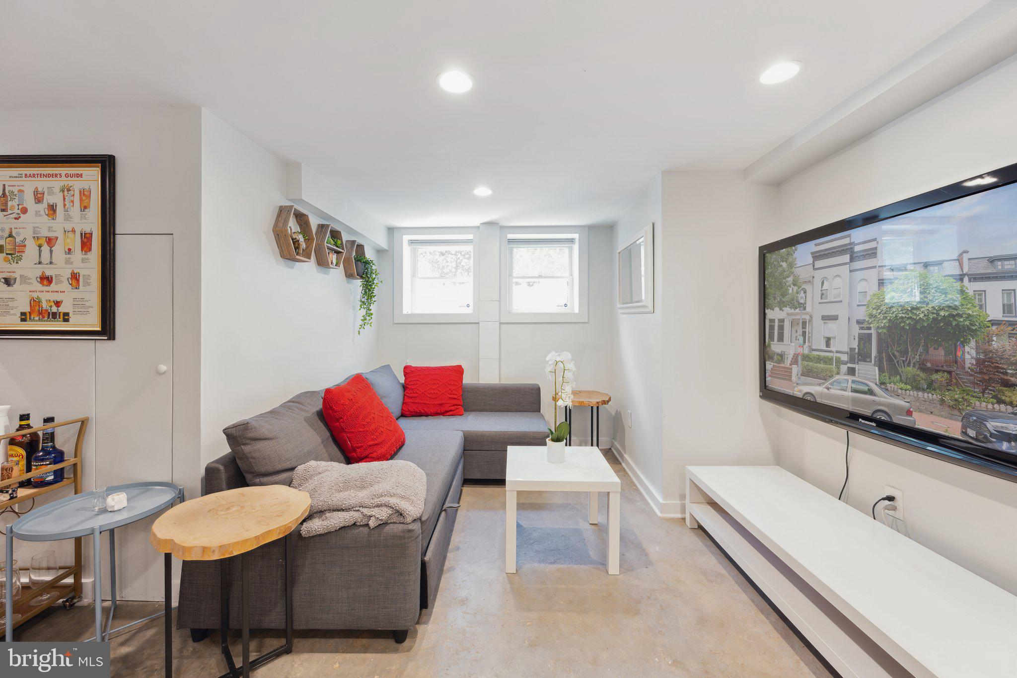 Real estate listing preview #40