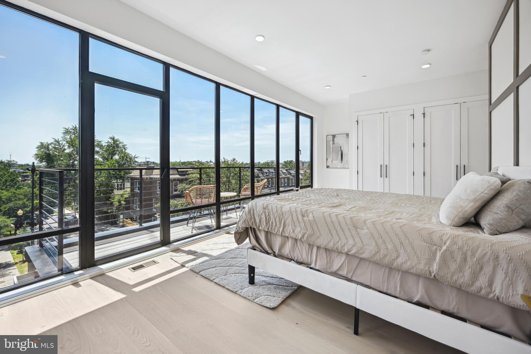 Real estate listing preview #17