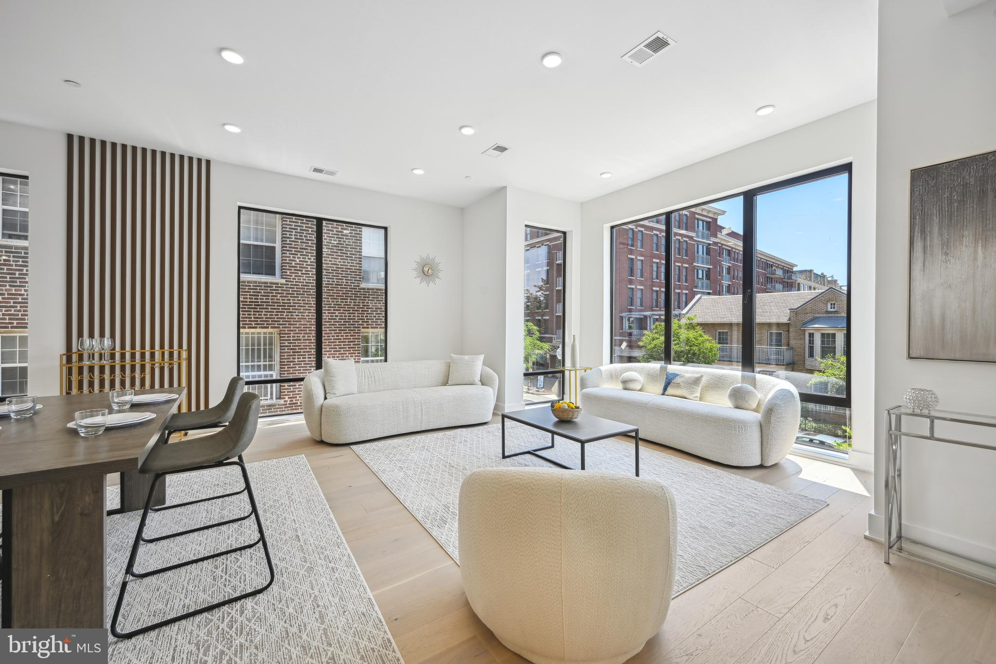 Real estate listing preview #7