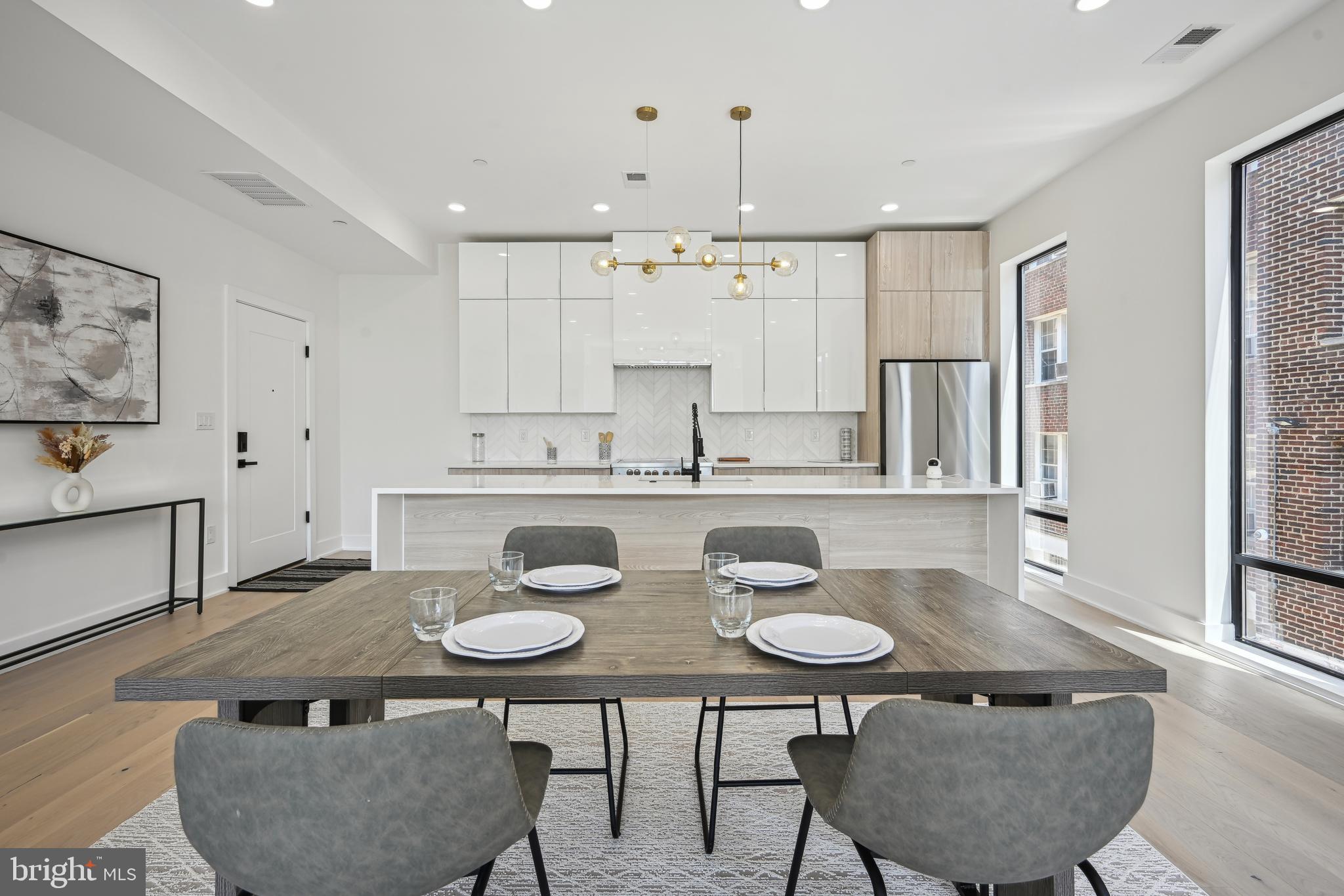 Real estate listing preview #9