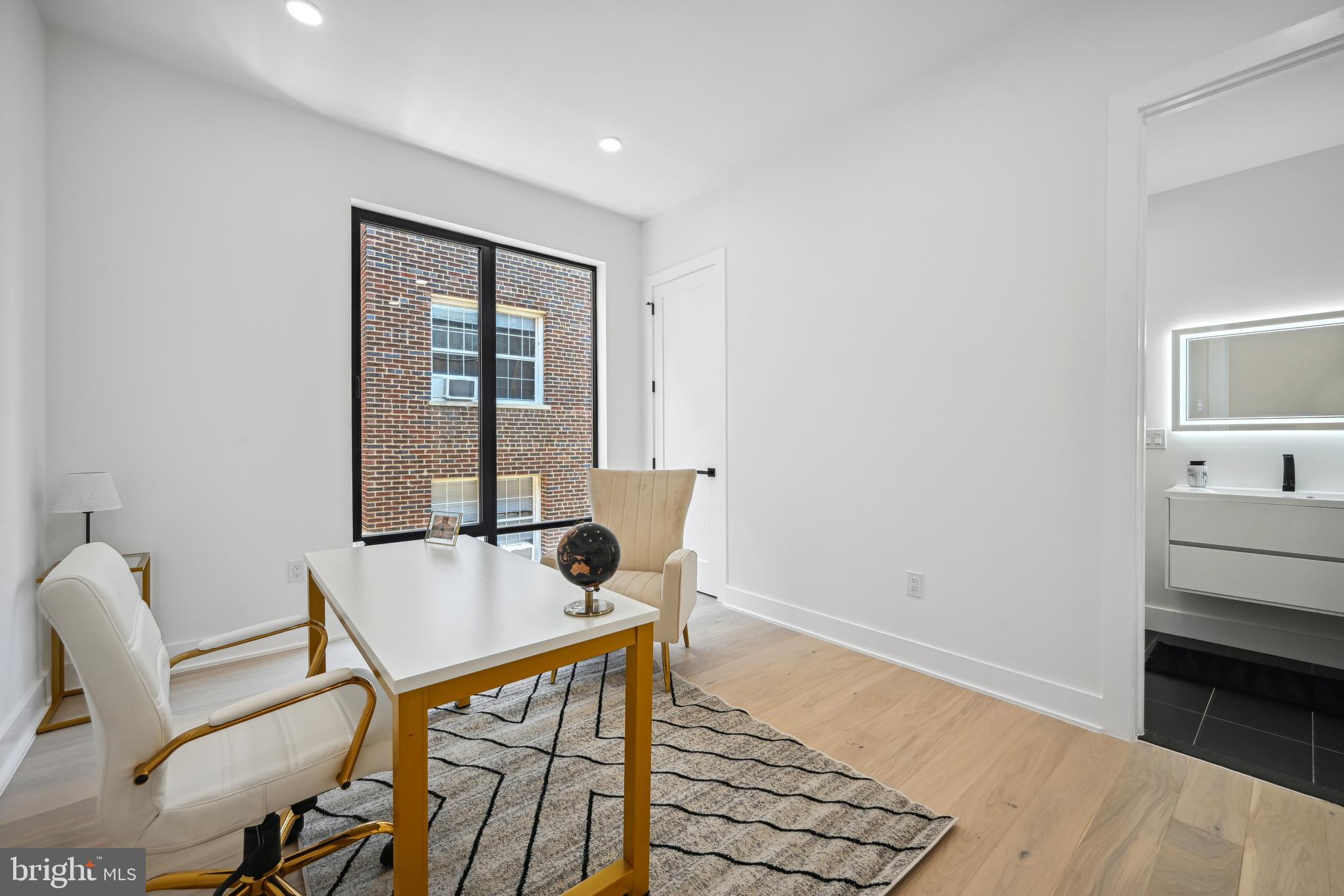 Real estate listing preview #34