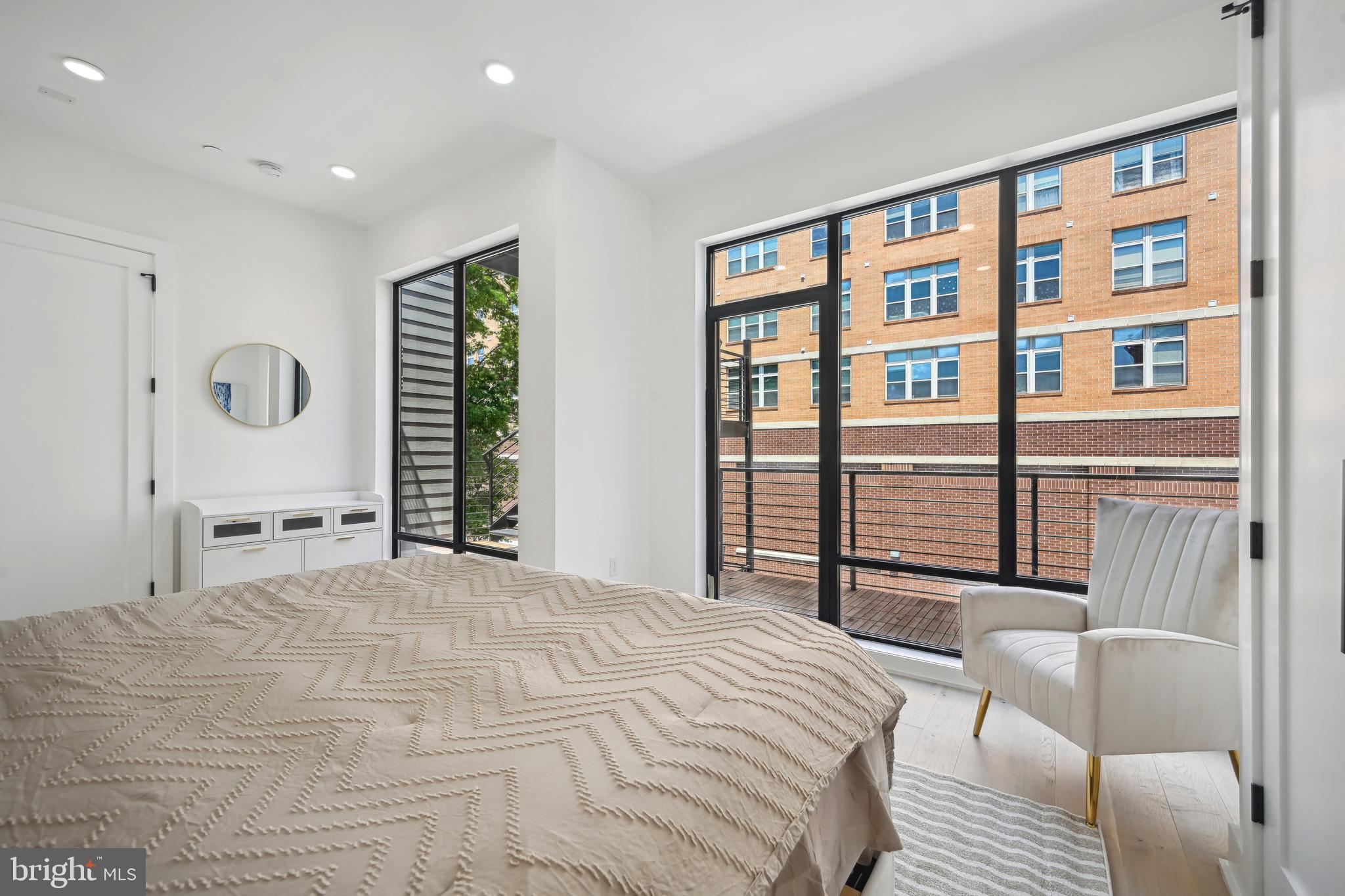 Real estate listing preview #26