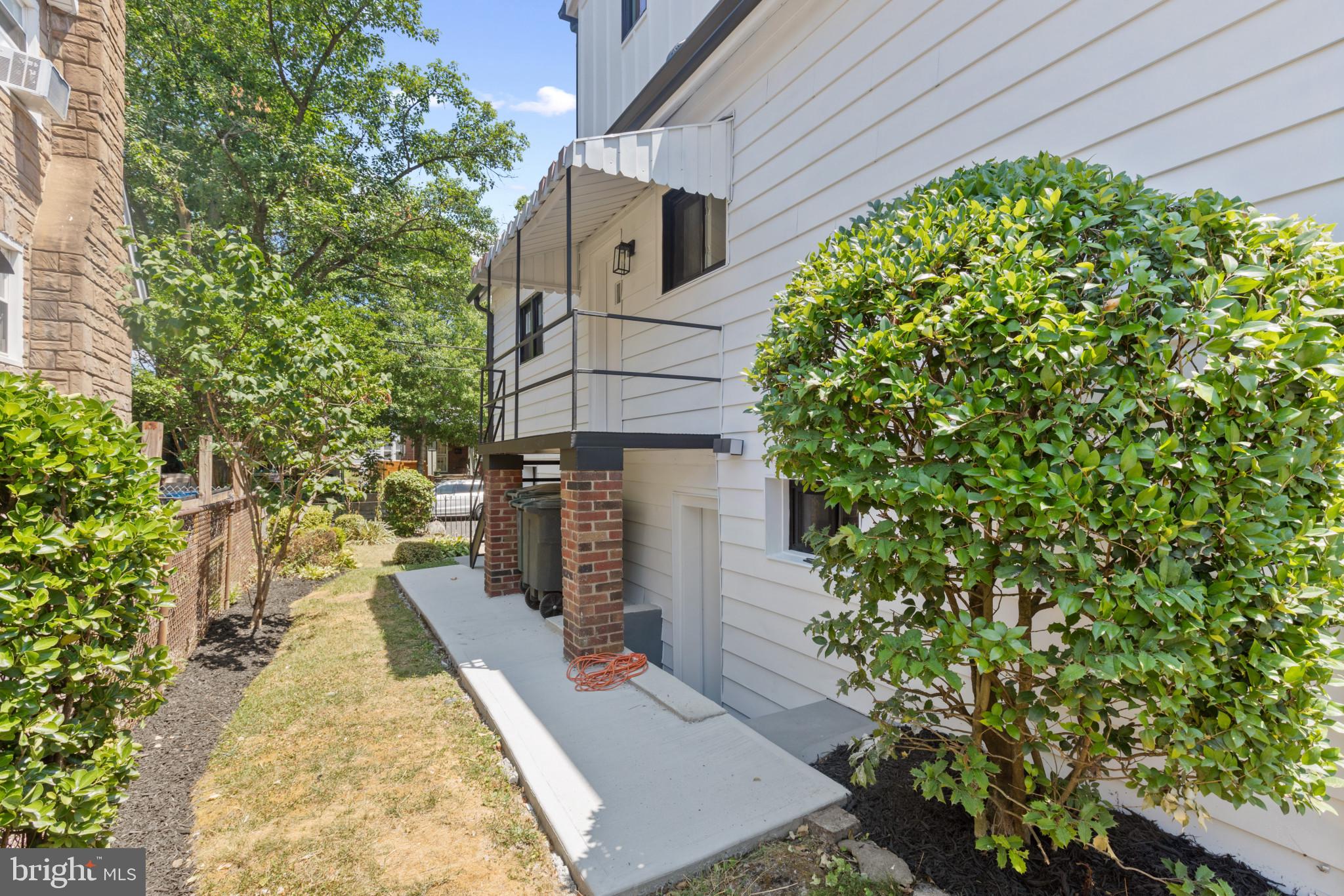 Real estate listing preview #78