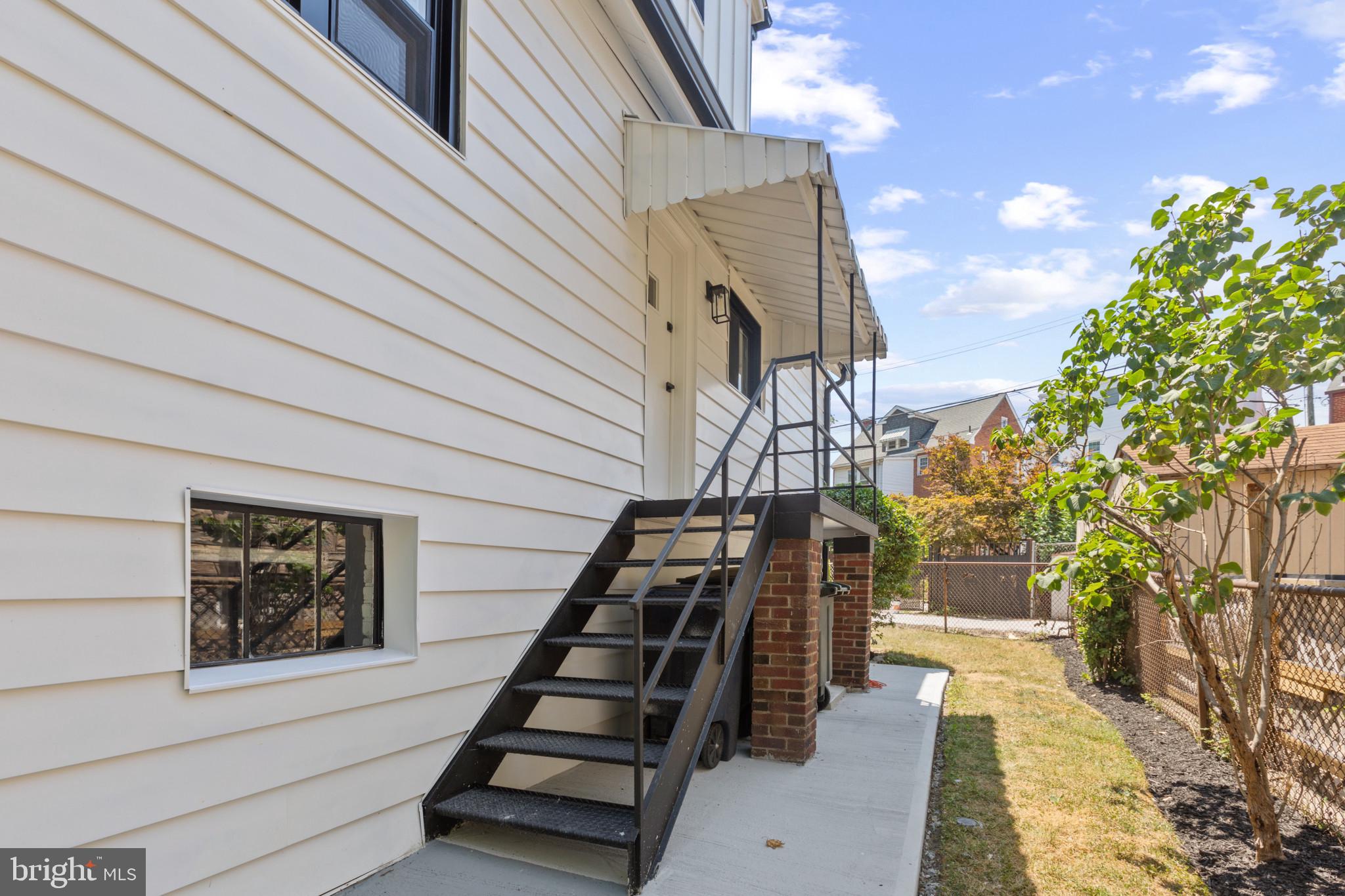 Real estate listing preview #76