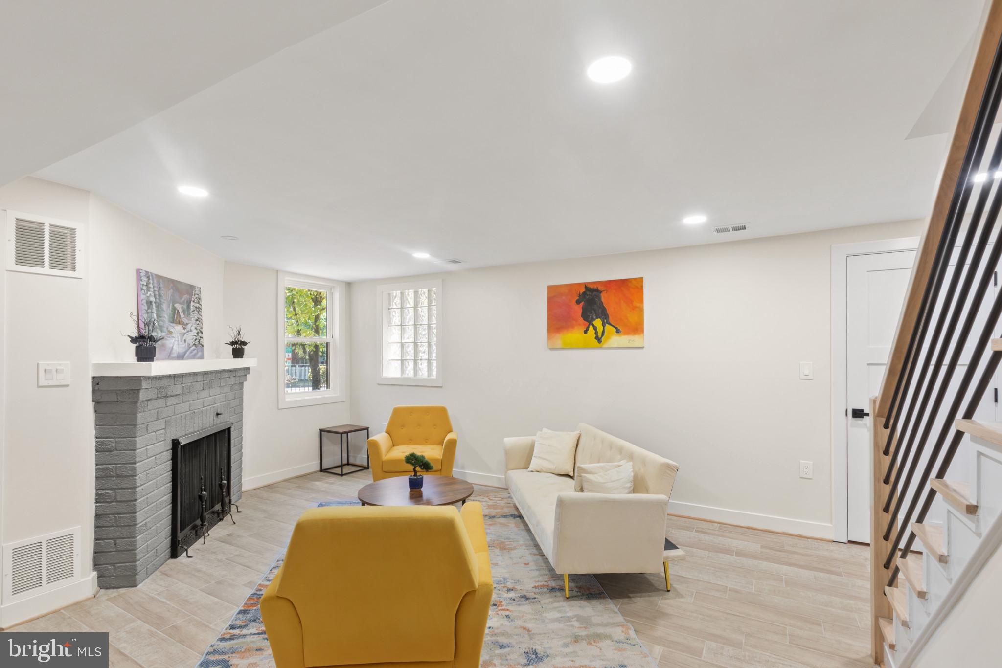 Real estate listing preview #44