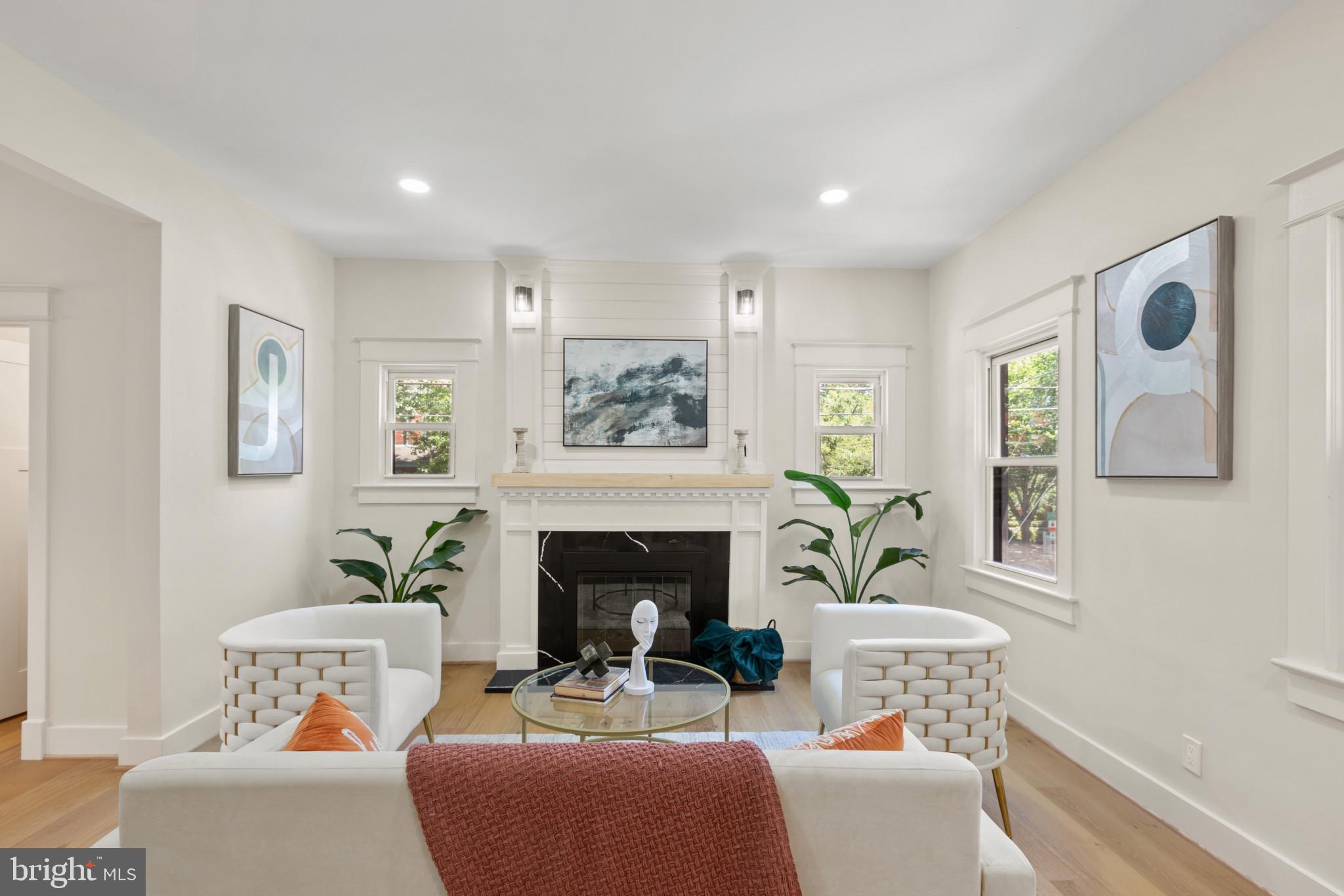 Real estate listing preview #4