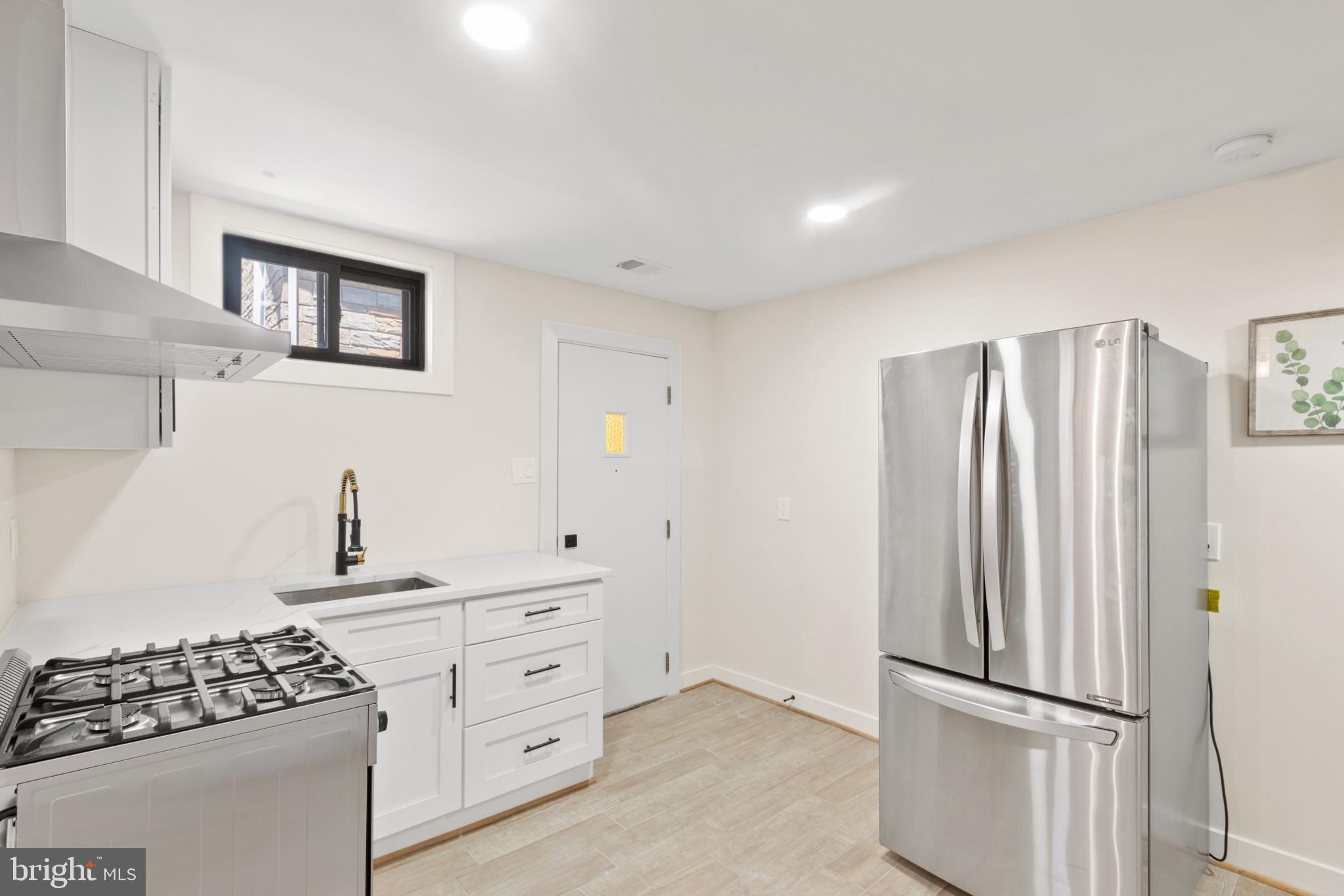 Real estate listing preview #52