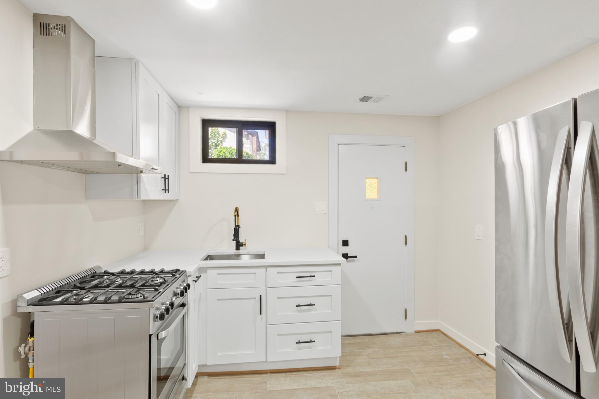 Real estate listing preview #49