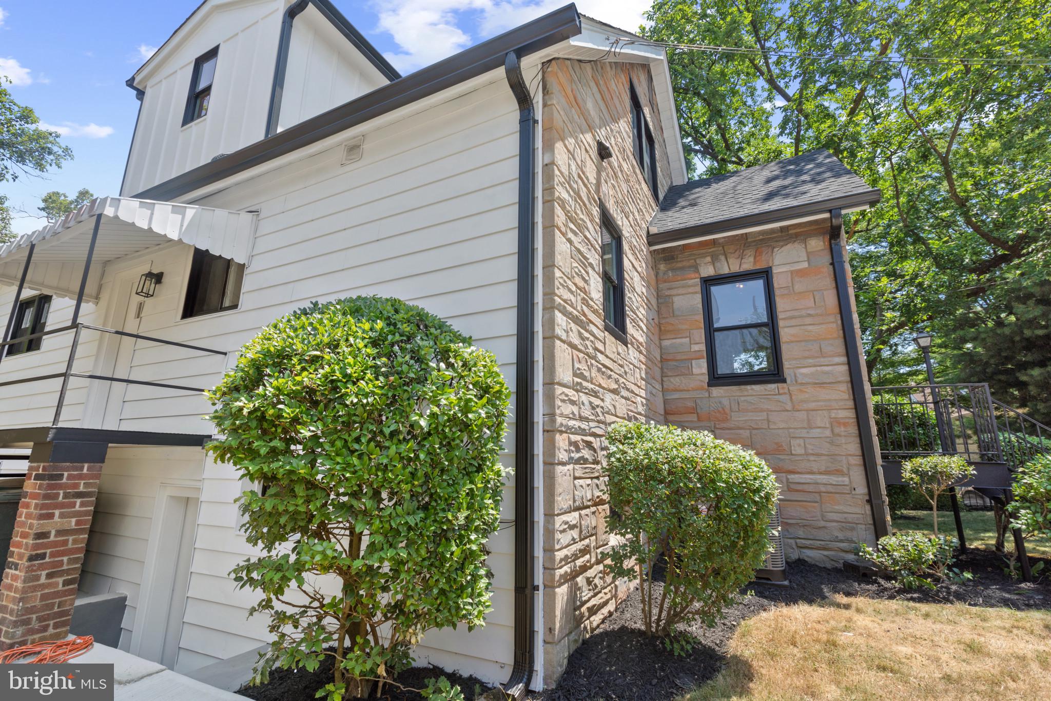 Real estate listing preview #77