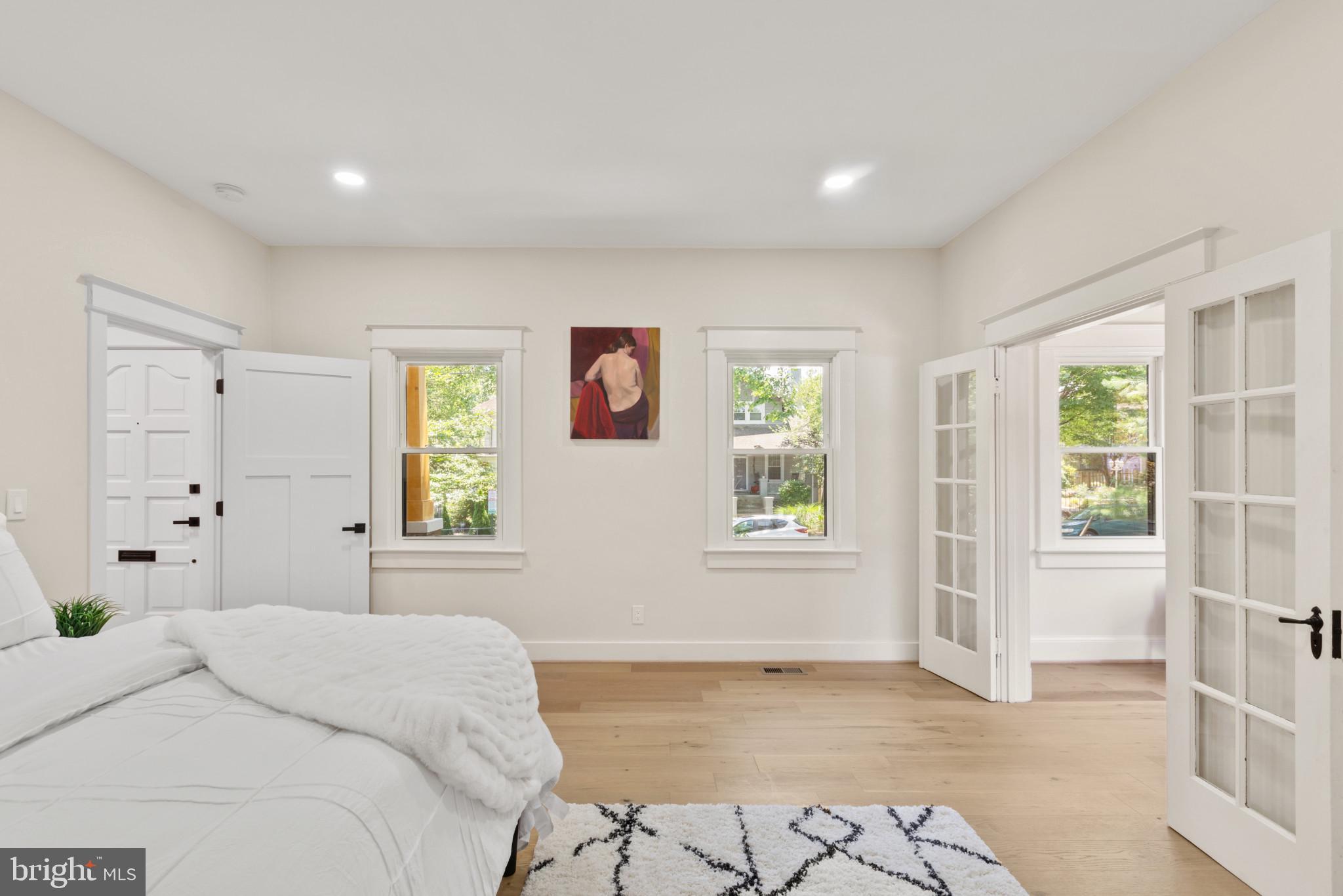 Real estate listing preview #24