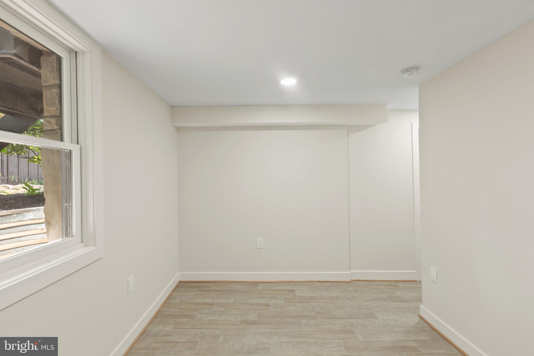 Real estate listing preview #59